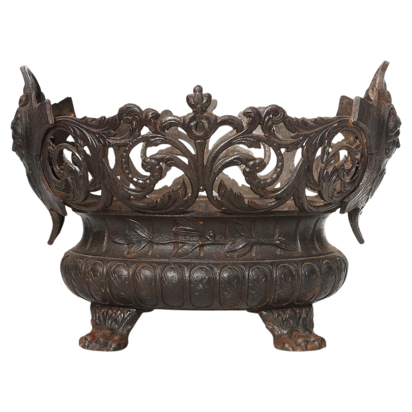 Antique French planter/jardinaire in cast iron, ca. 1850 For Sale