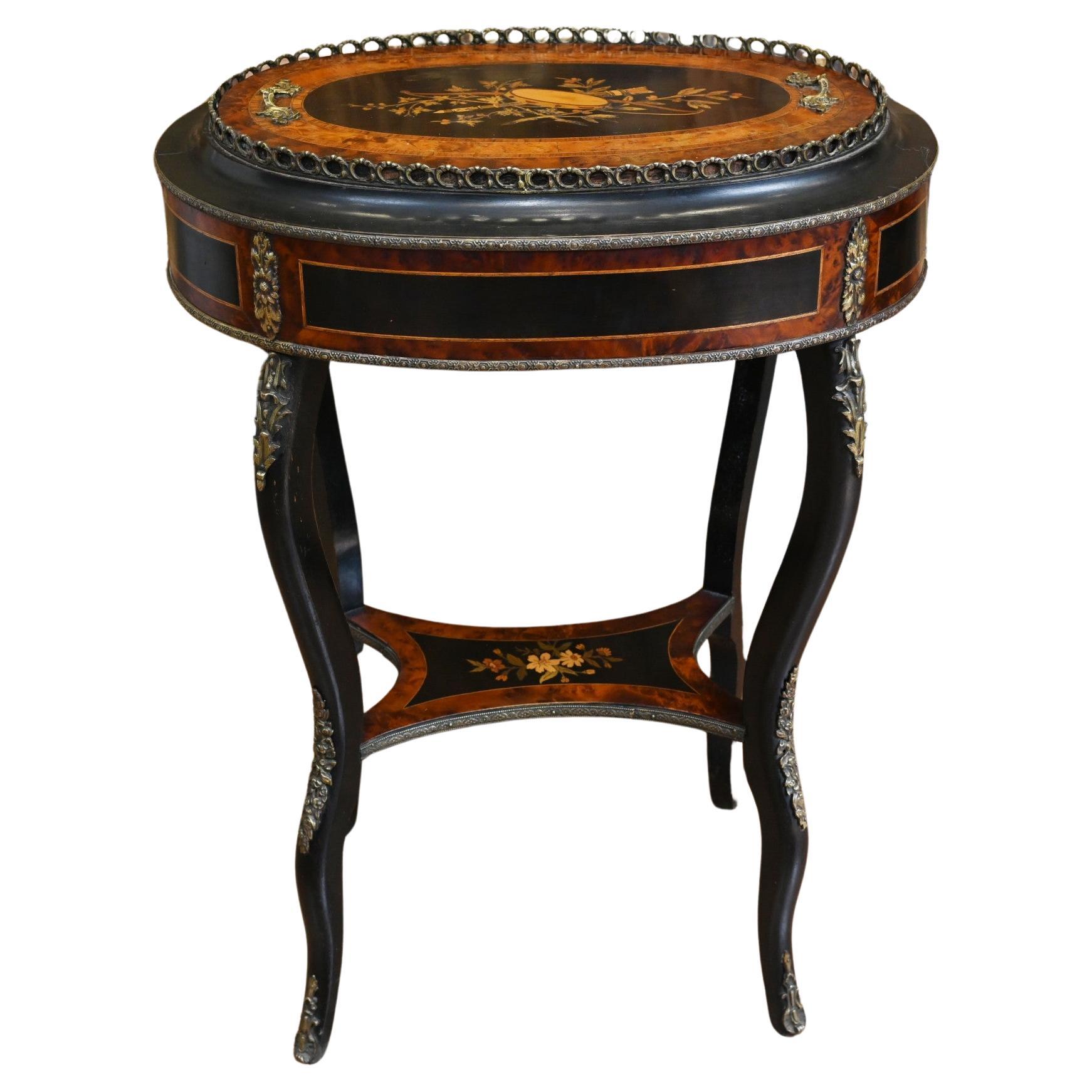 Ancienne table d'appoint jardinière française Aboyna incrustée