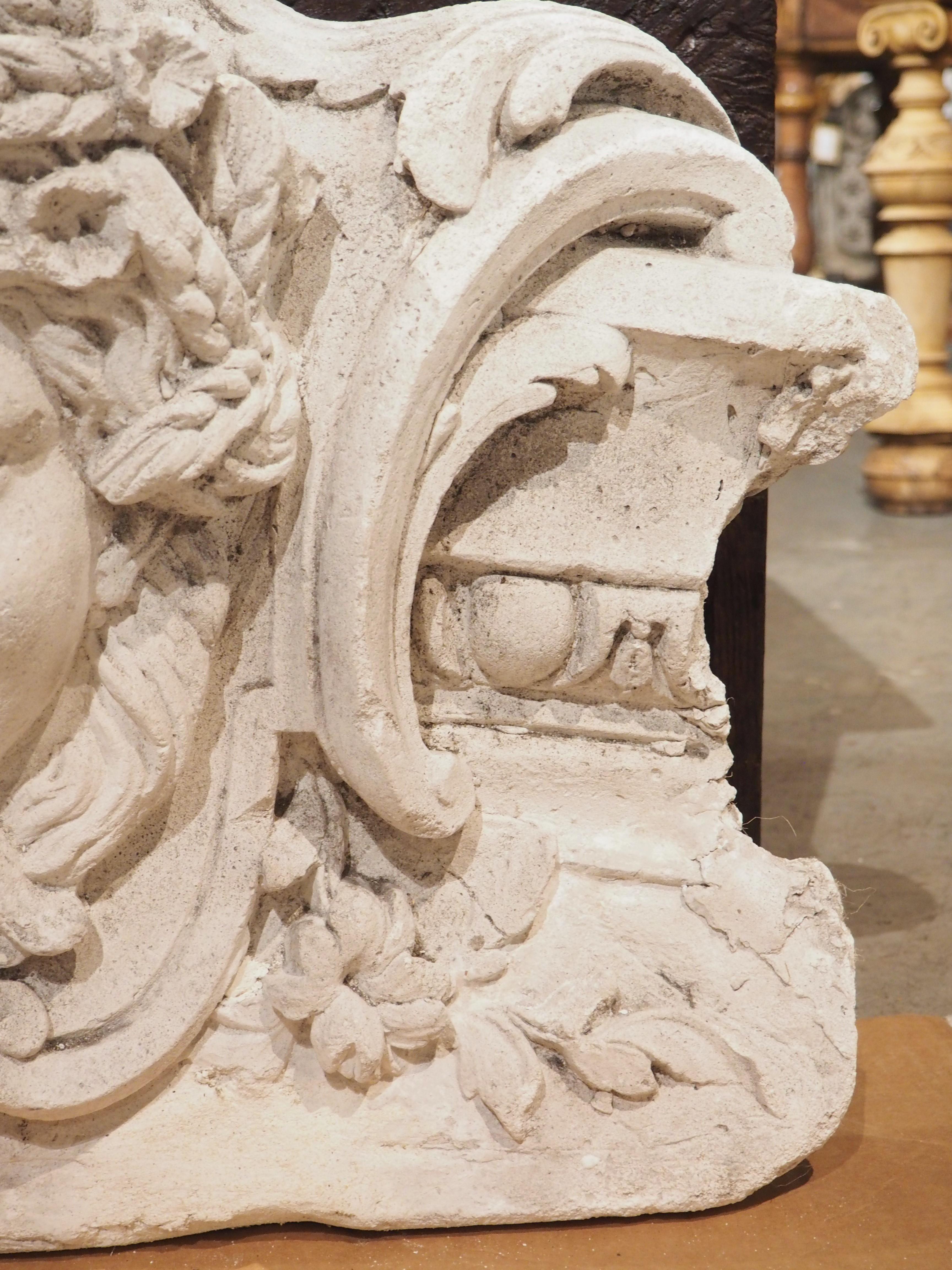 Antike französische Gips-Architektur mit weiblichem Mascaron, spätes 19. Jahrhundert 1