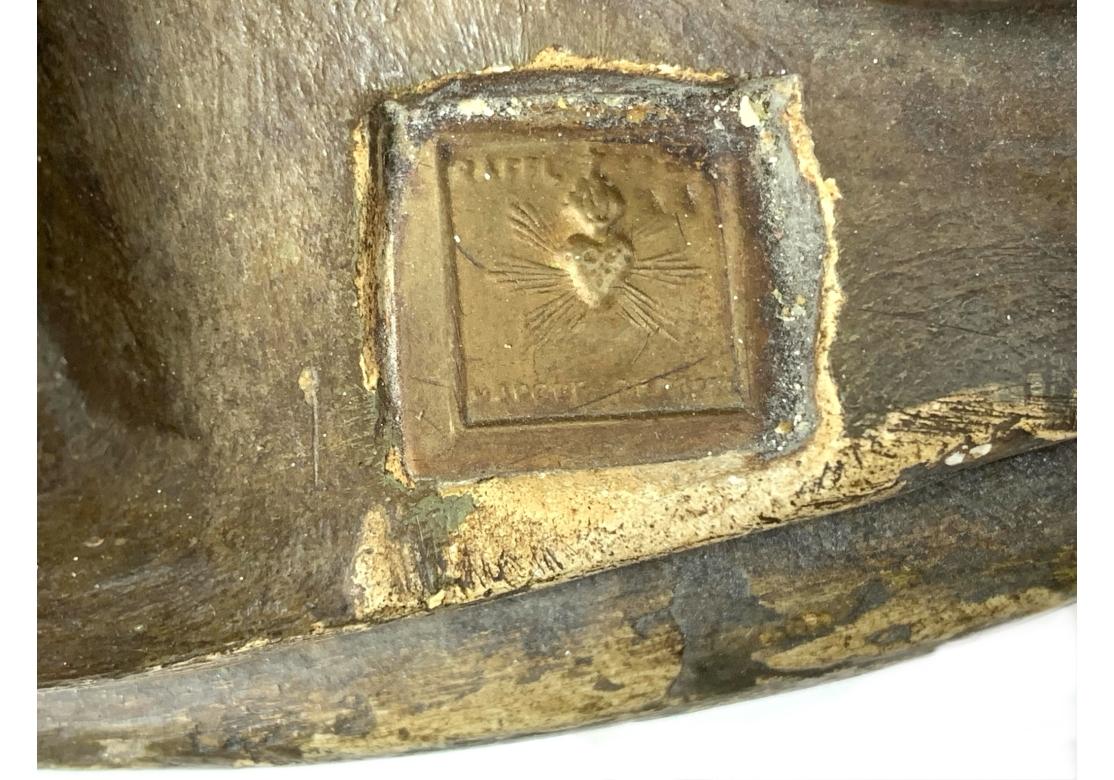 Antique French Figure en plâtre d'un berger avec des yeux en verre en vente 3