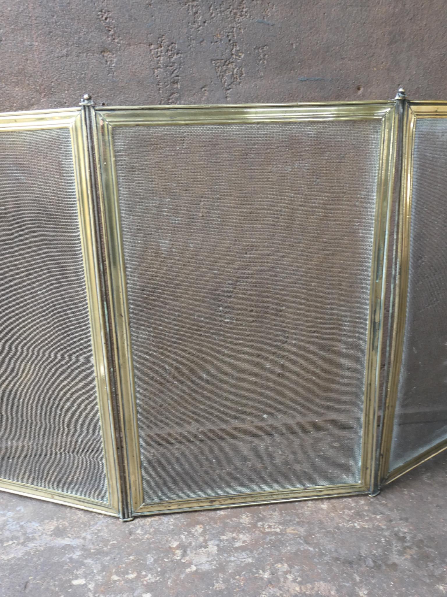 Antique French Polished Brass Napoleon III Fire Screen, 19th Century For Sale 9