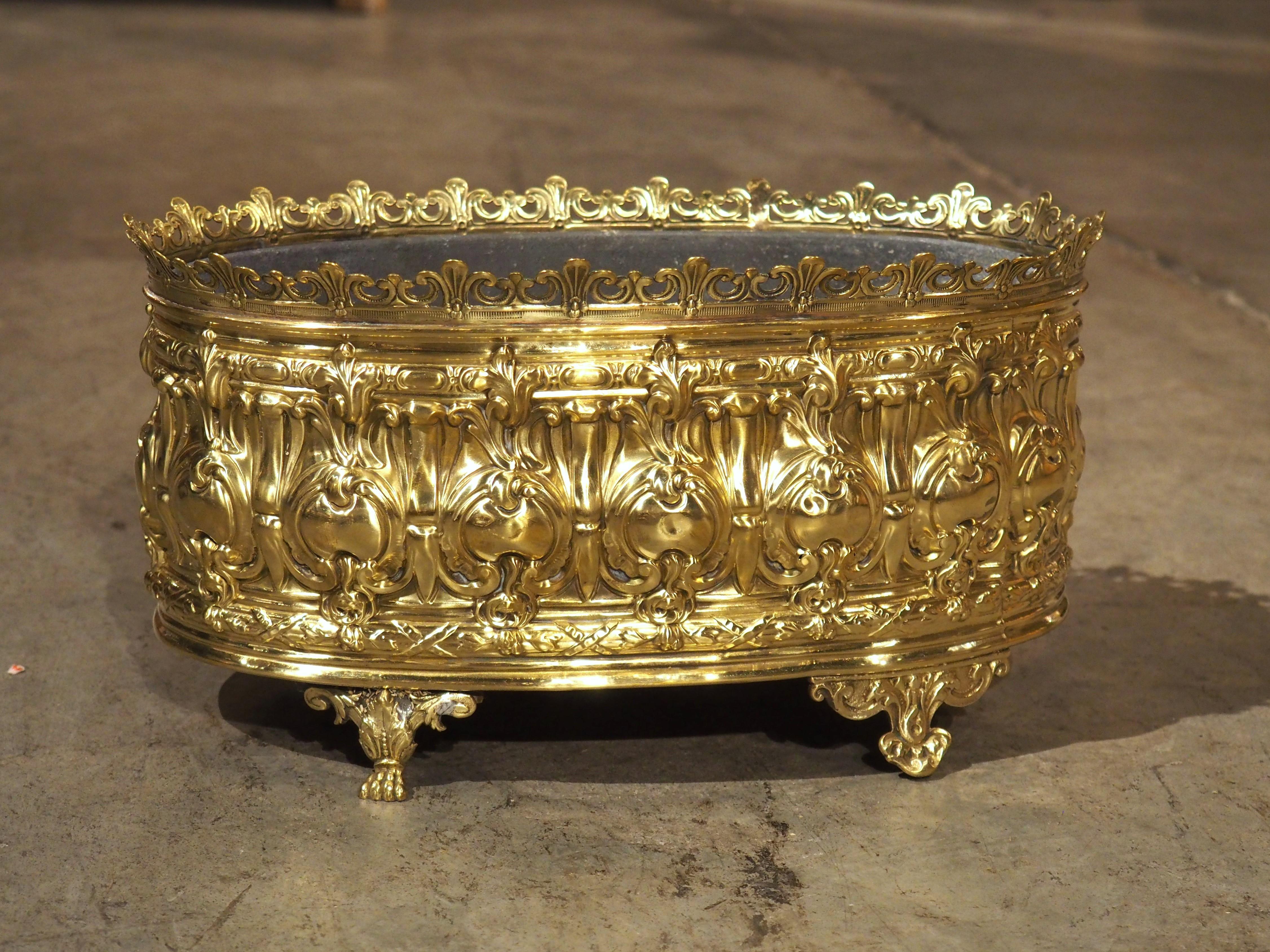 Antique French Polished Brass Repoussé Jardiniere, Circa 1900 1