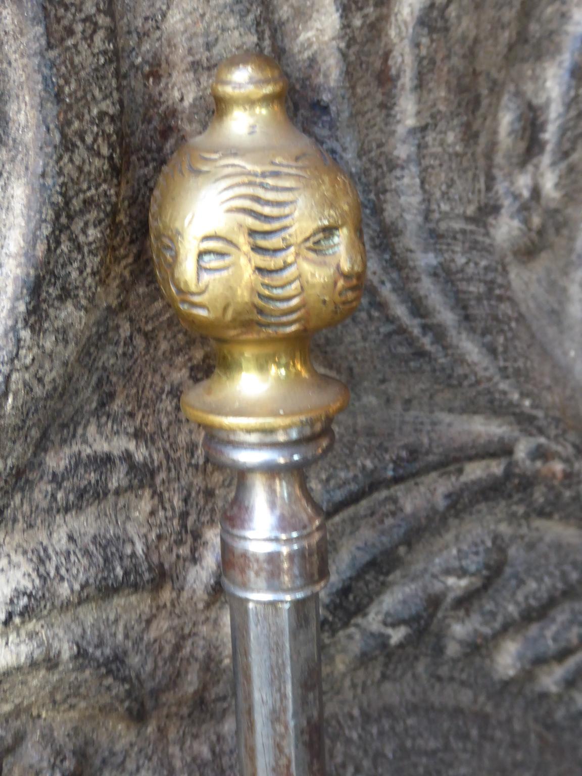 Antique pelle de cheminée ou pelle de cheminée française en acier poli Bon état - En vente à Soest, NL