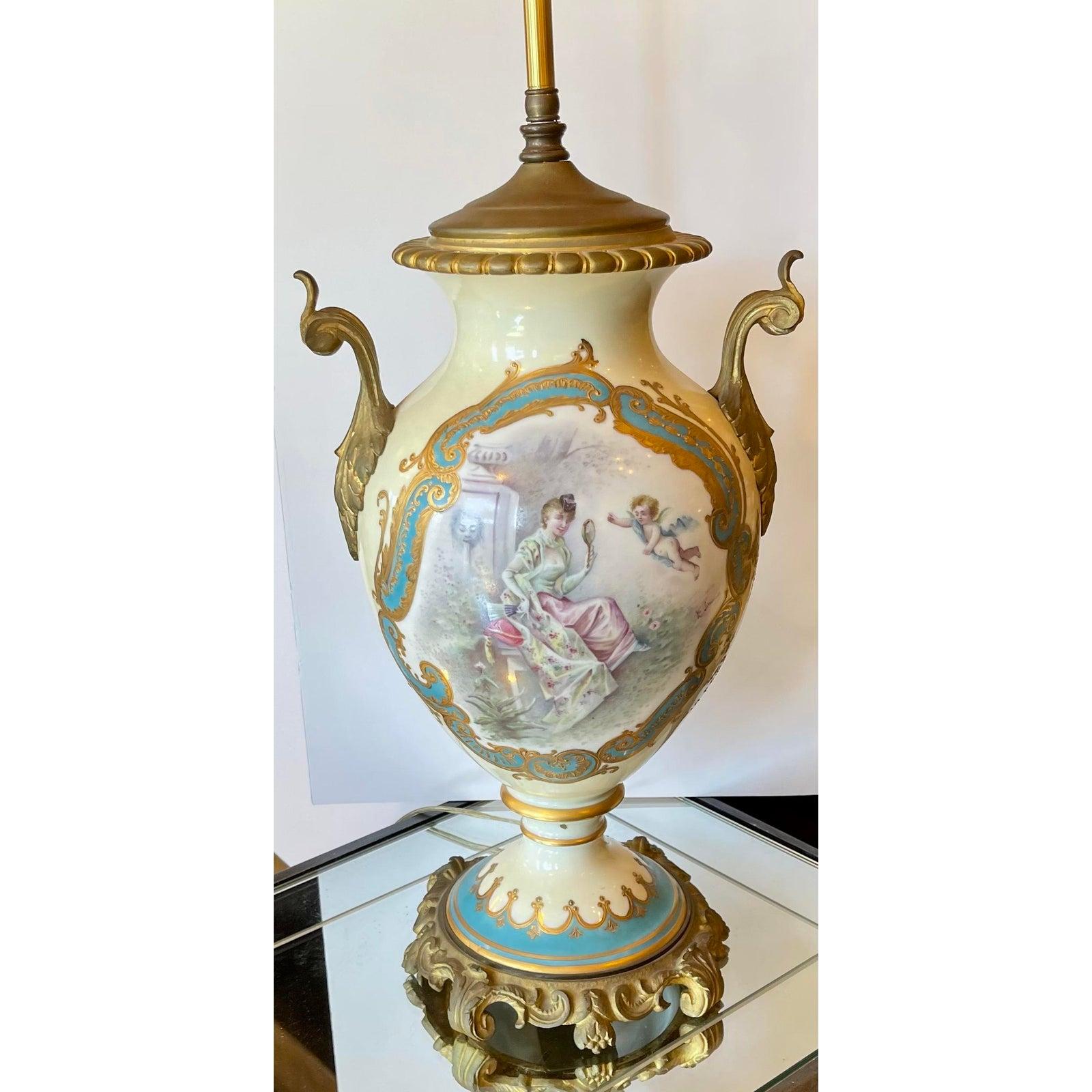 Antique French Porcelain & Gilt Bronze Serves Style Scenic Vase Table Lamp In Good Condition For Sale In LOS ANGELES, CA