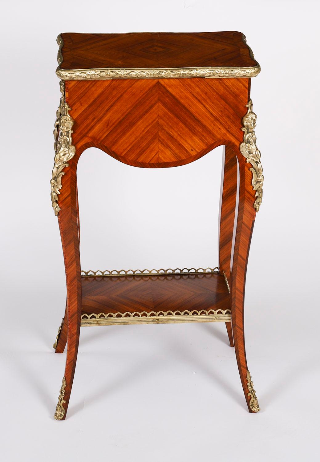 Antique French Porcelain Mounted Side Occasional Work Table 19th Century en vente 7