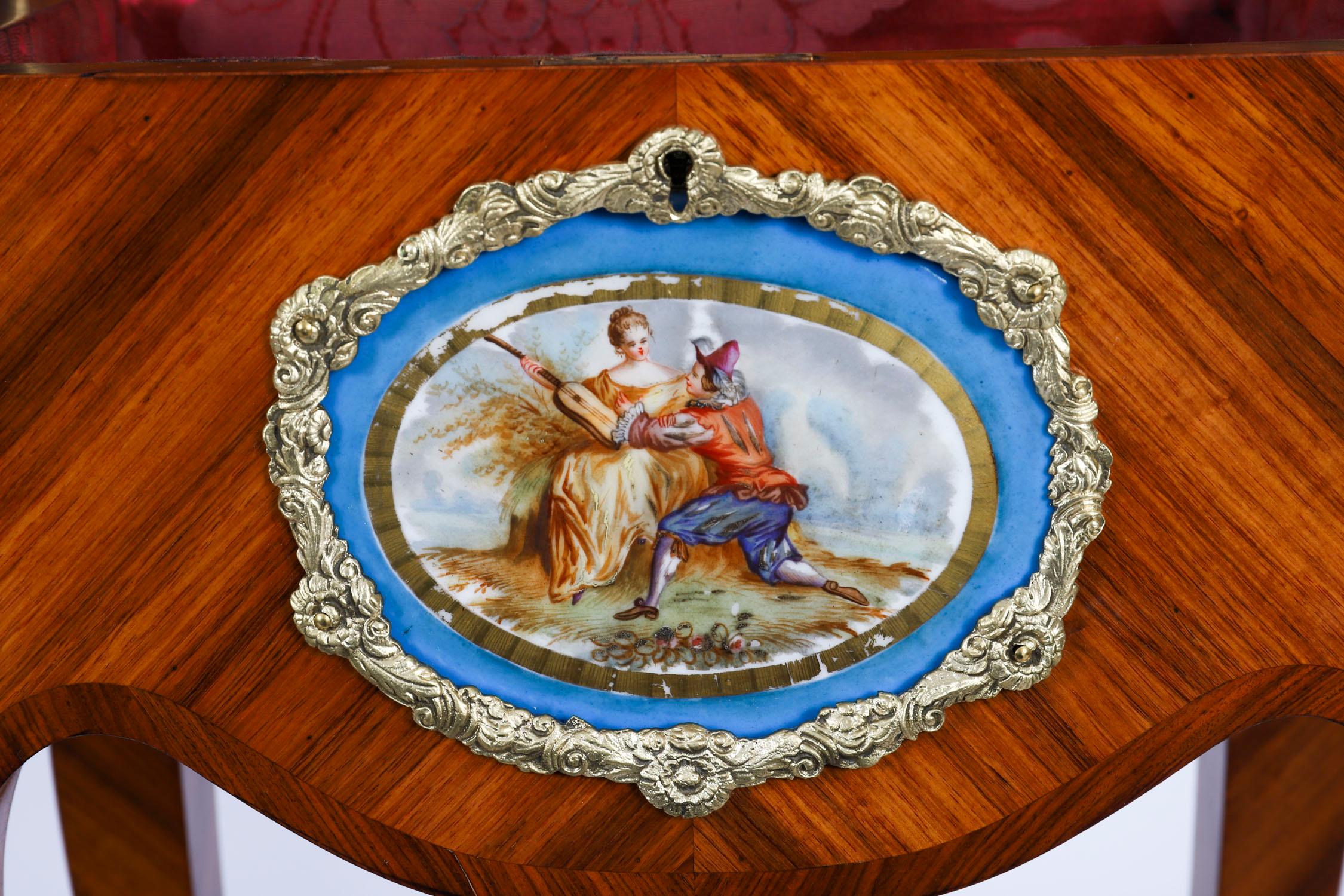 XIXe siècle Antique French Porcelain Mounted Side Occasional Work Table 19th Century en vente
