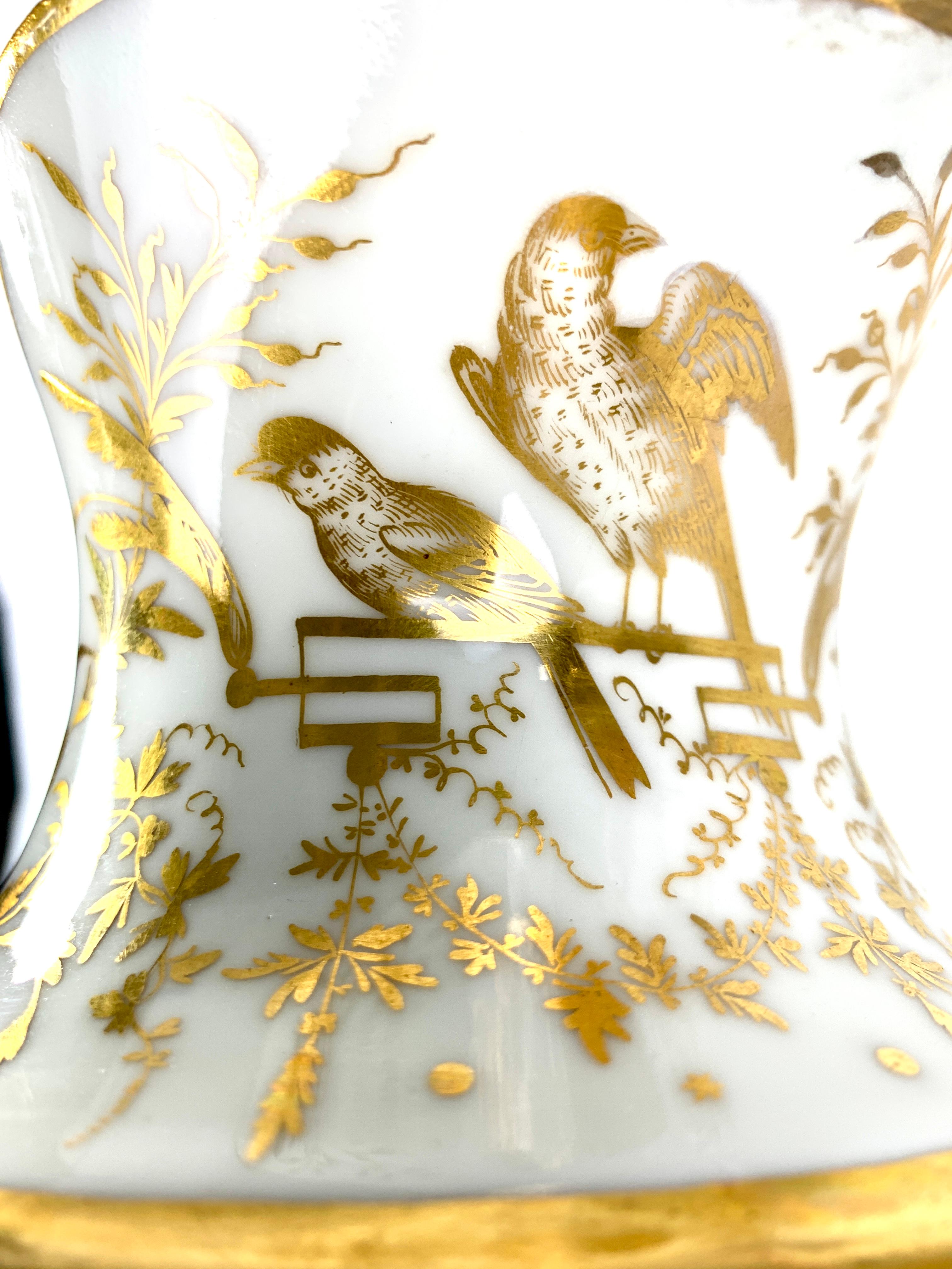 Dipinto a mano Antique French Porcelain Pitcher Hand Painted Empire Period, Circa 1815 in vendita