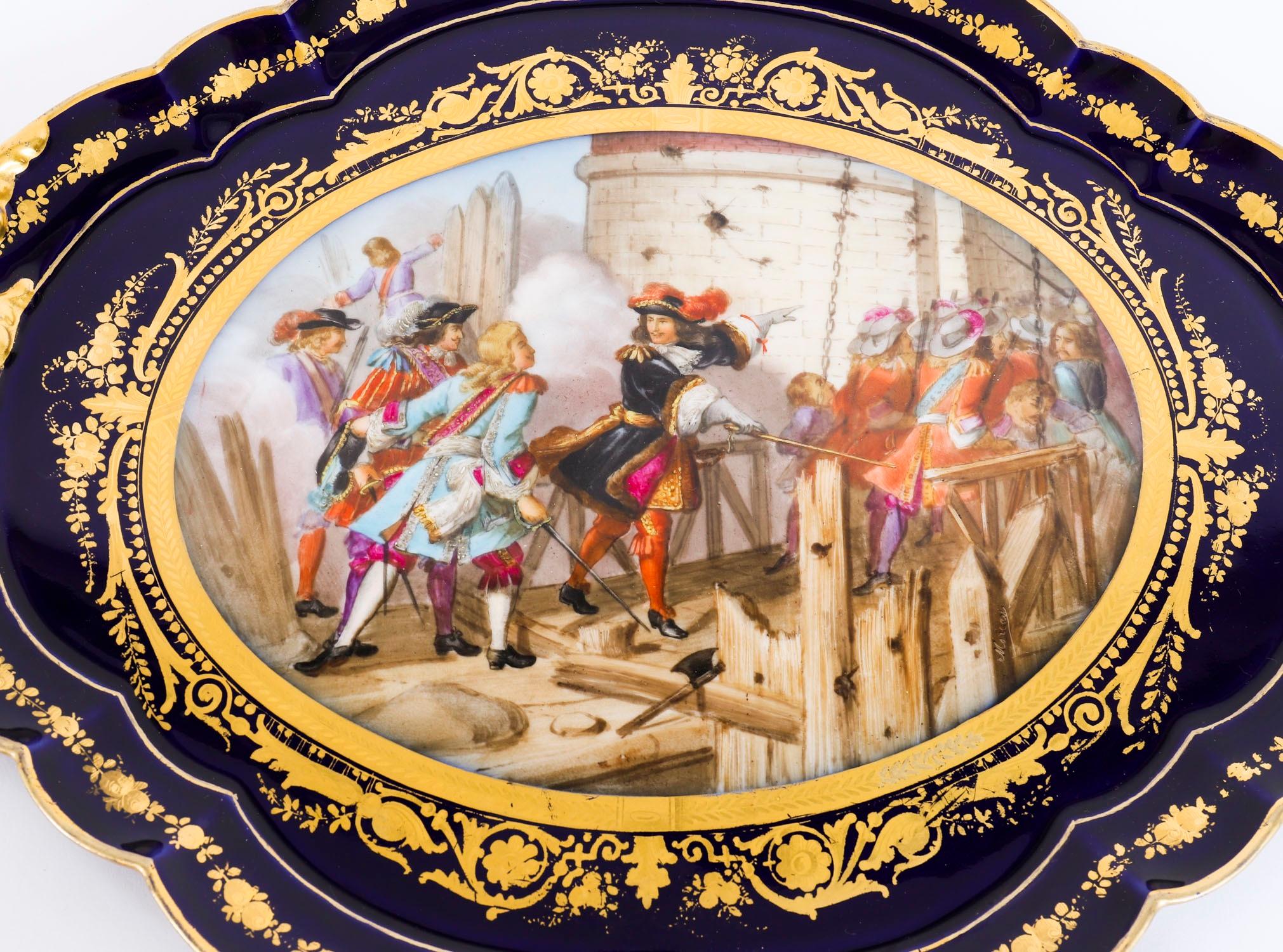 XIXe siècle Antique French Porcelain Tray Prise de Valenciennes Moreaux Late 19thCentury en vente