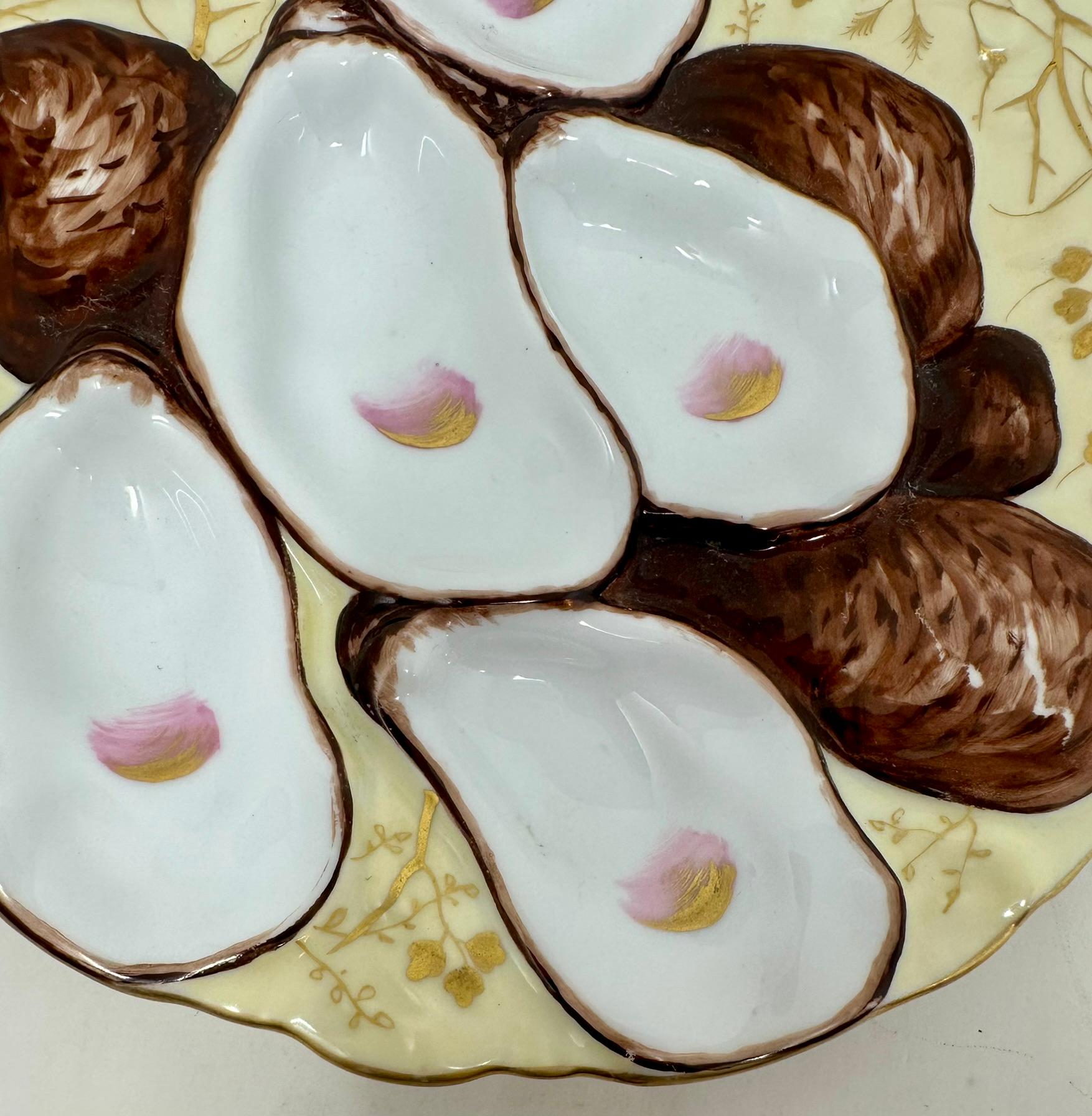 XIX secolo Antique French Porcelain Yellow & Gold Turkey Pattern Oyster Plate, CIRCA 1880 in vendita