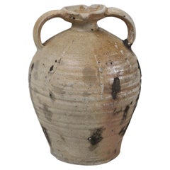 Pichet en poterie française ancienne fabriqué à la main 100 ans après J.-C.