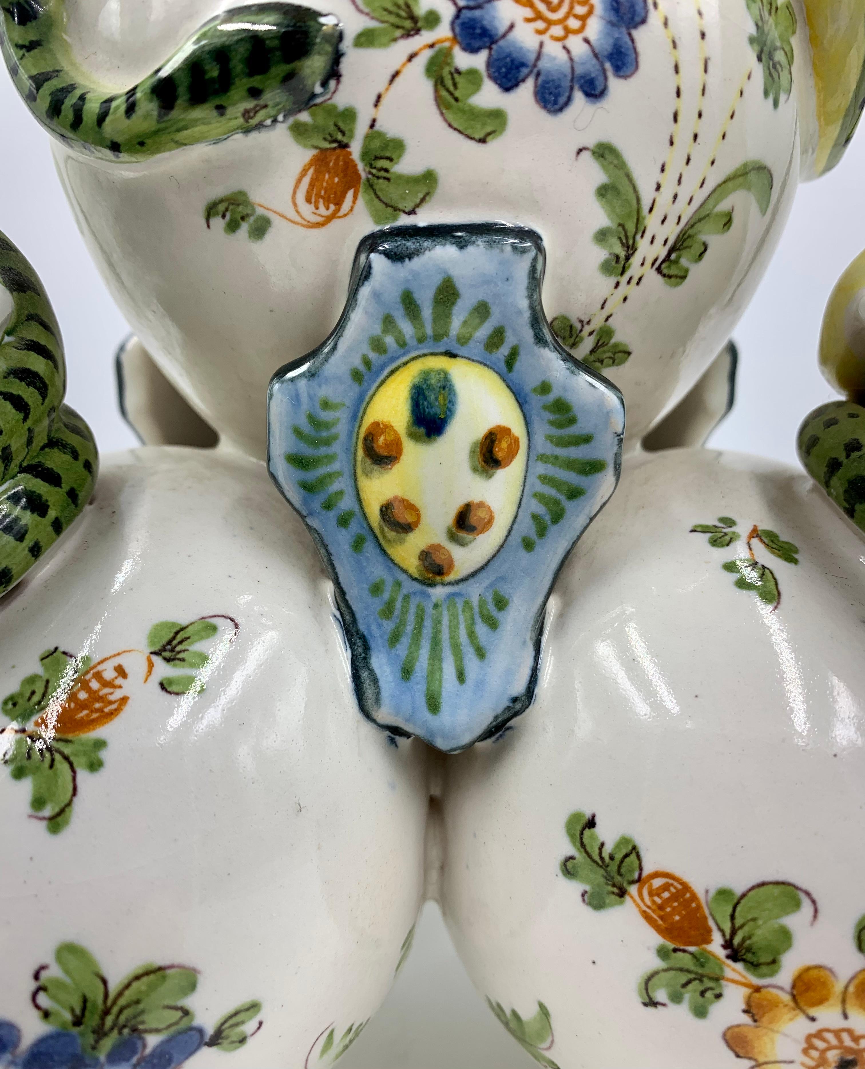 Antique French Provincial Armorial Snake Handled Faience Bough Pot Vase In Good Condition For Sale In New York, NY