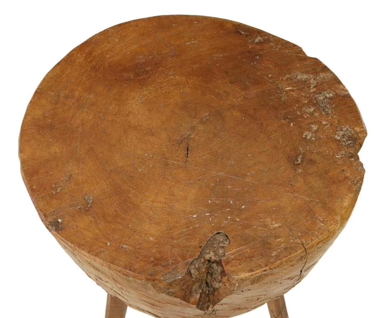 Français Table primitive provinciale française d'antiquités en forme de bloc de boucherie, vers 1880, France  en vente