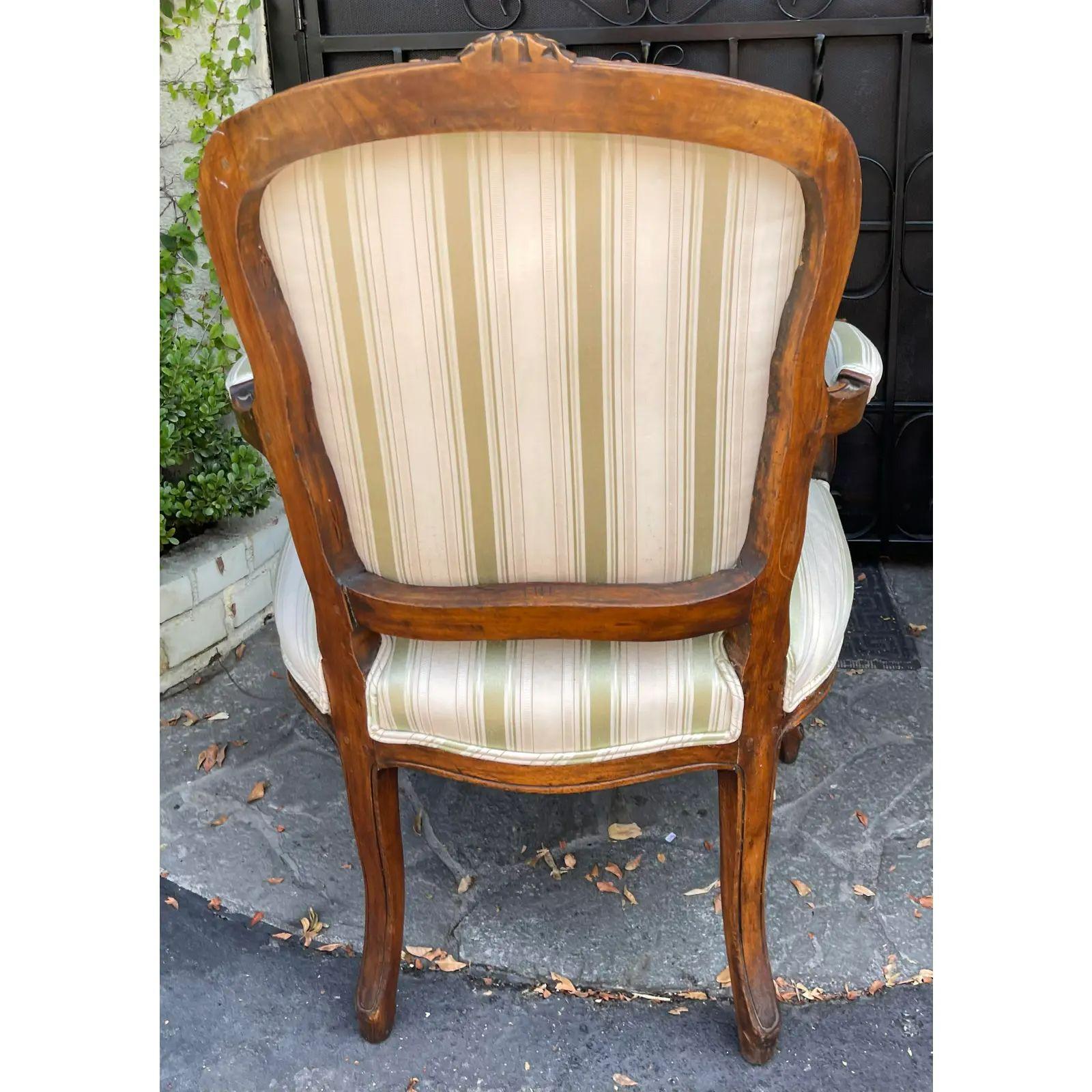 Antique French Provincial Carved Mahogany Fauteuil Arm Chair, 18th Century In Good Condition For Sale In LOS ANGELES, CA