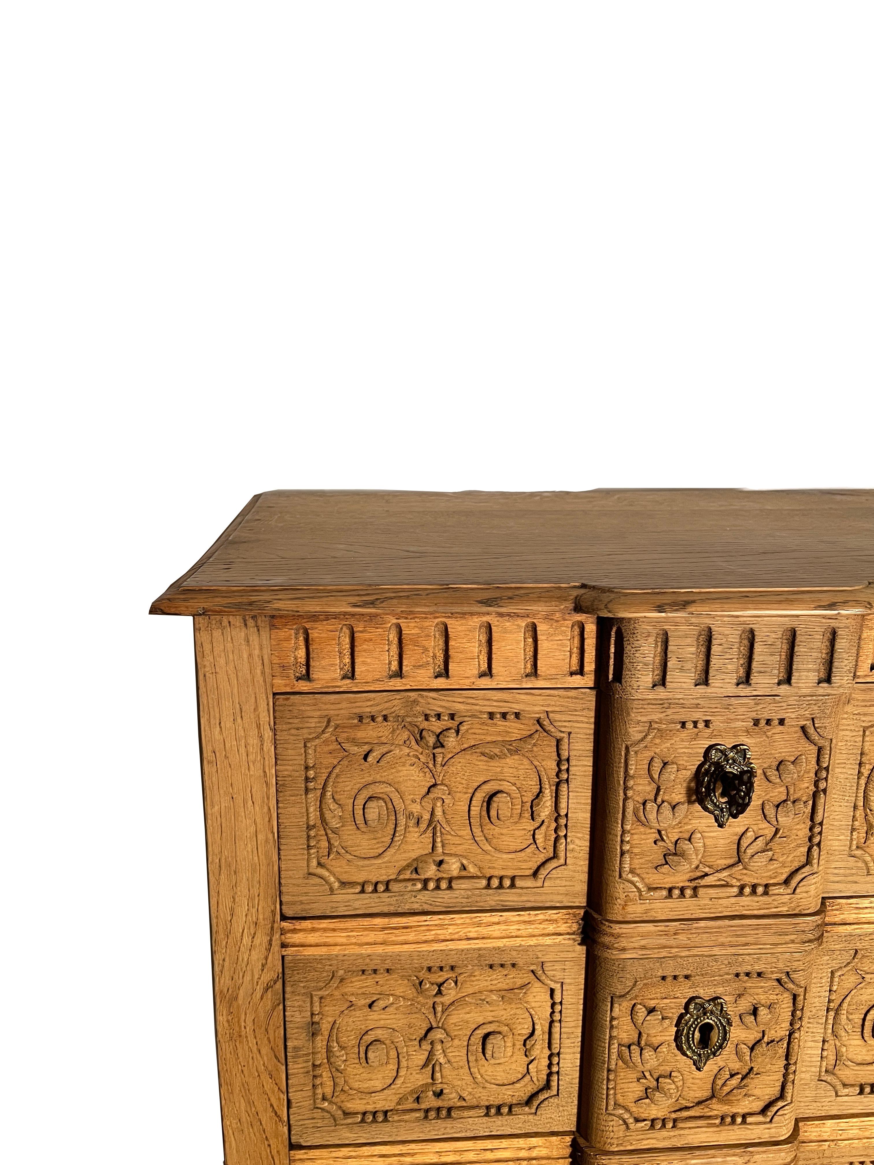 Antique French Provincial Carved Oak Chest with 4 Drawers, Circa 1880.  For Sale 1