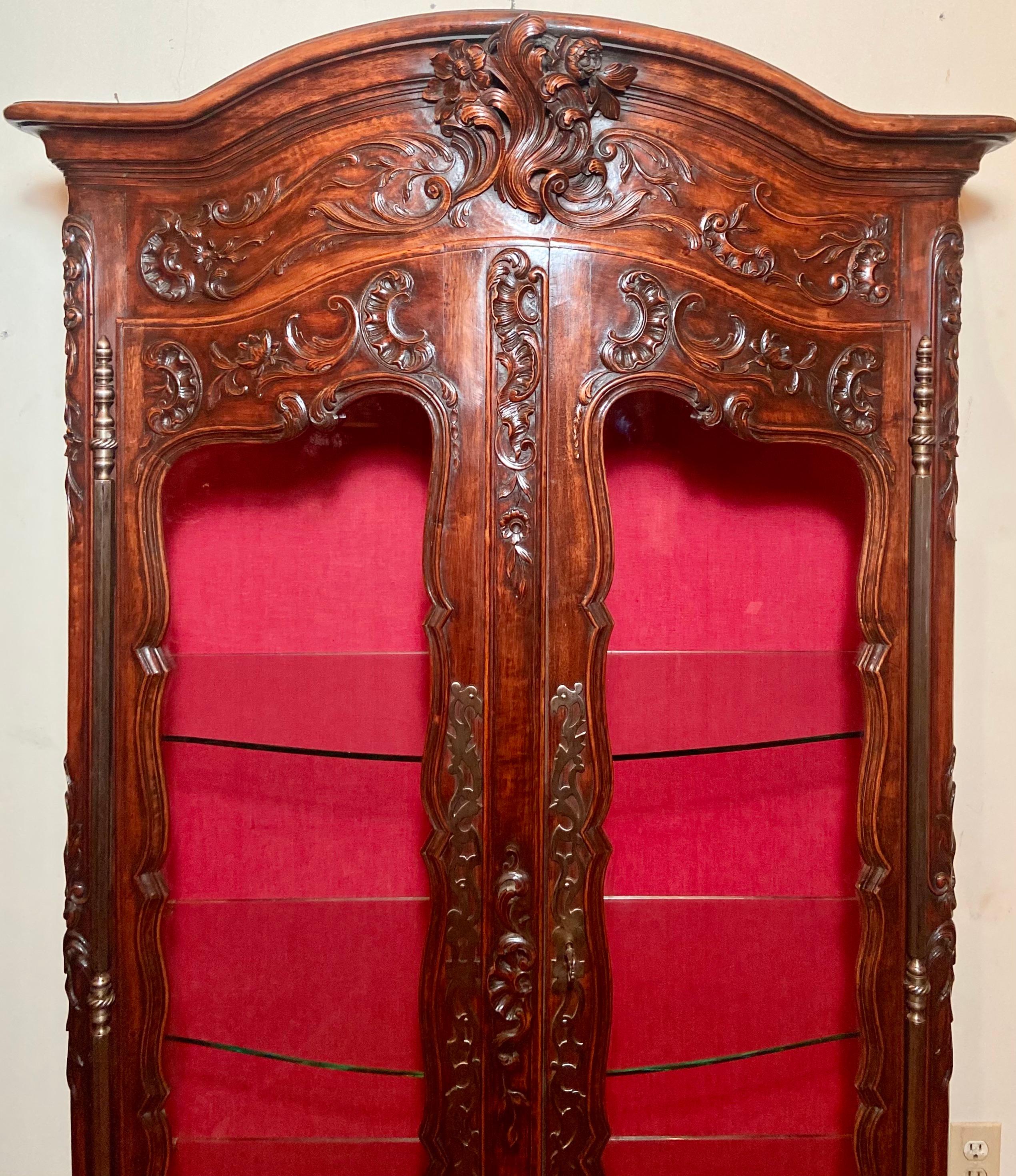 Antique French Provincial Carved Walnut Cabinet, Circa 1880 In Good Condition For Sale In New Orleans, LA