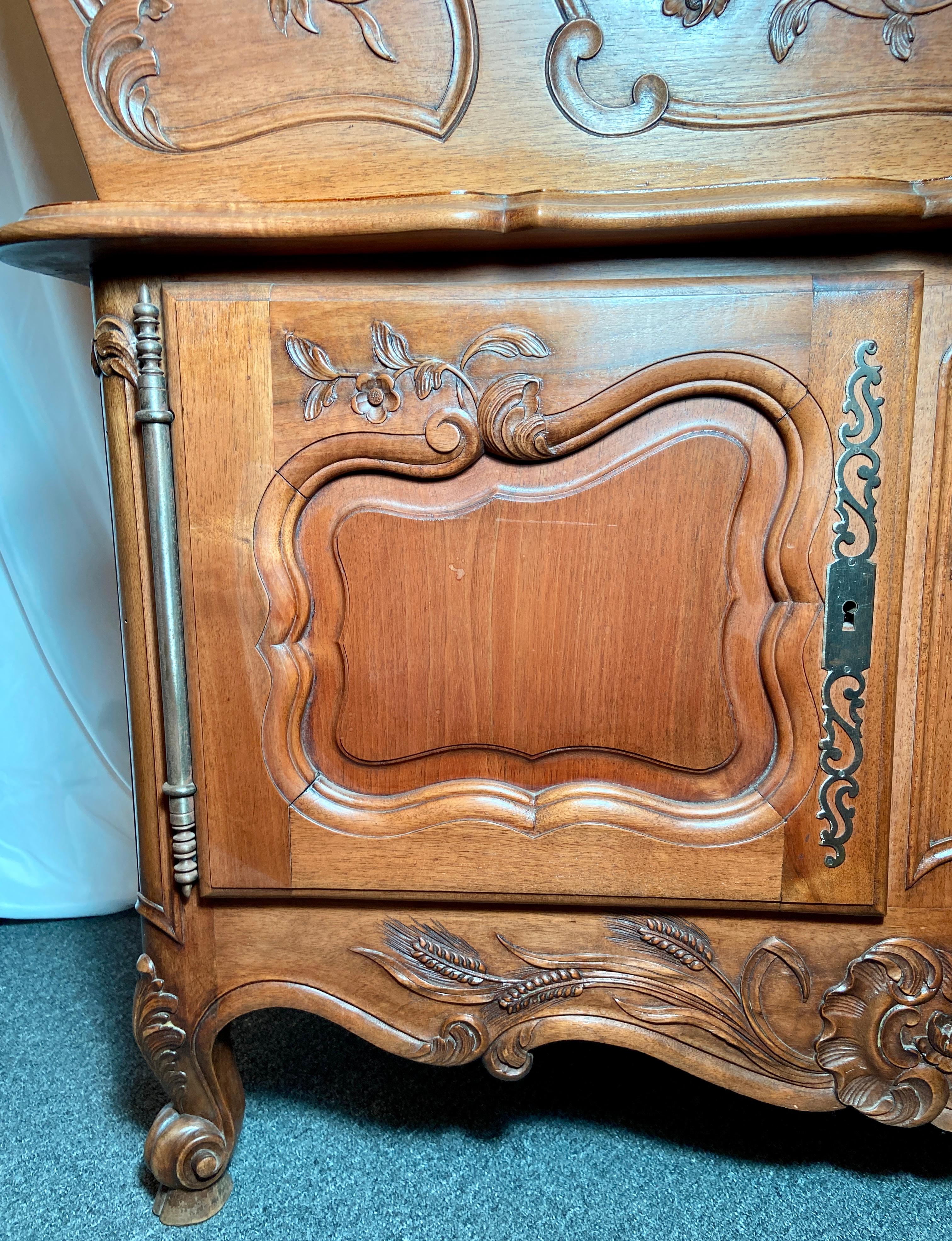 Antique French Provincial Carved Walnut Petrin Dough Bin Table, Circa 1900 1