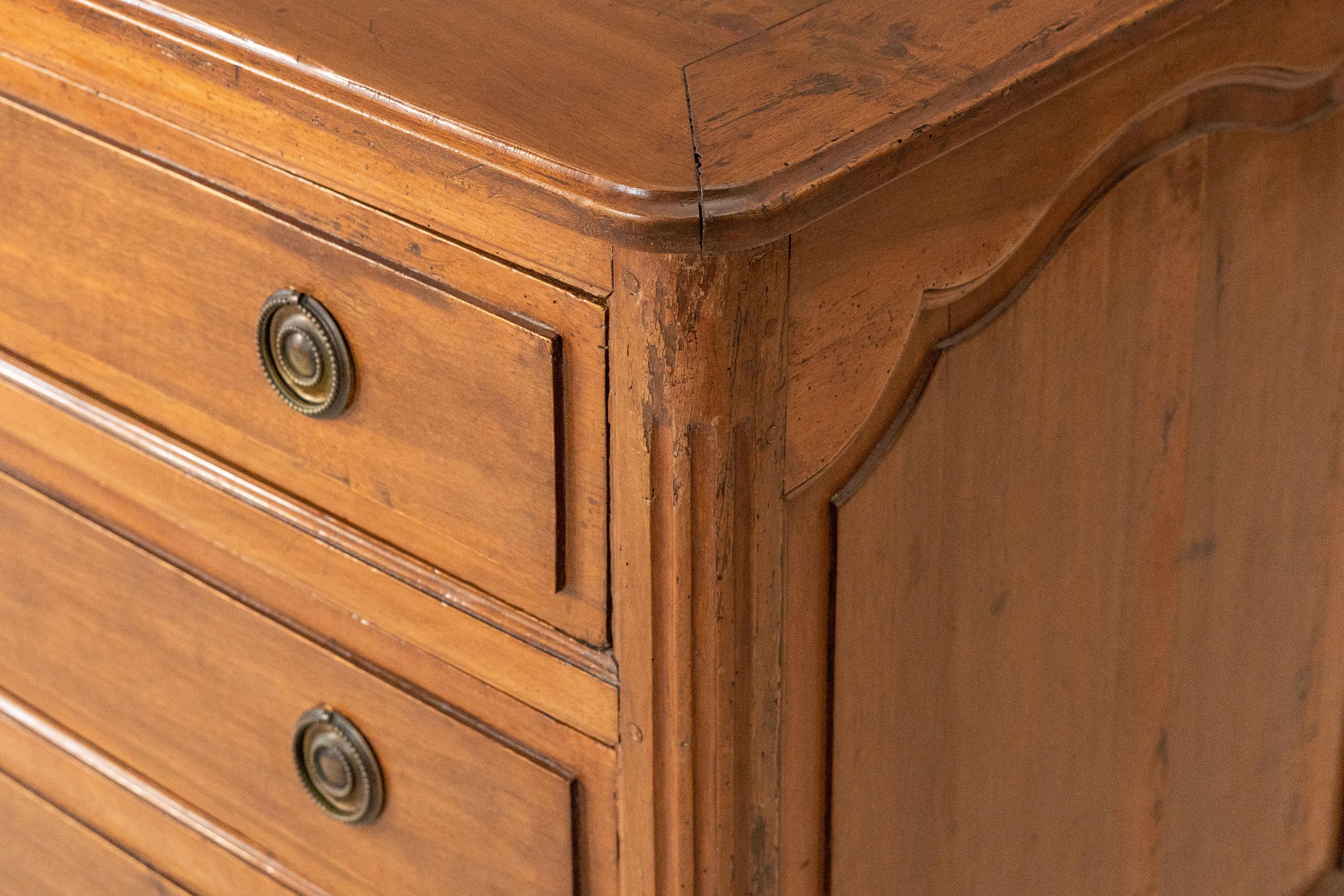 Ancienne commode provinciale française en vente 4