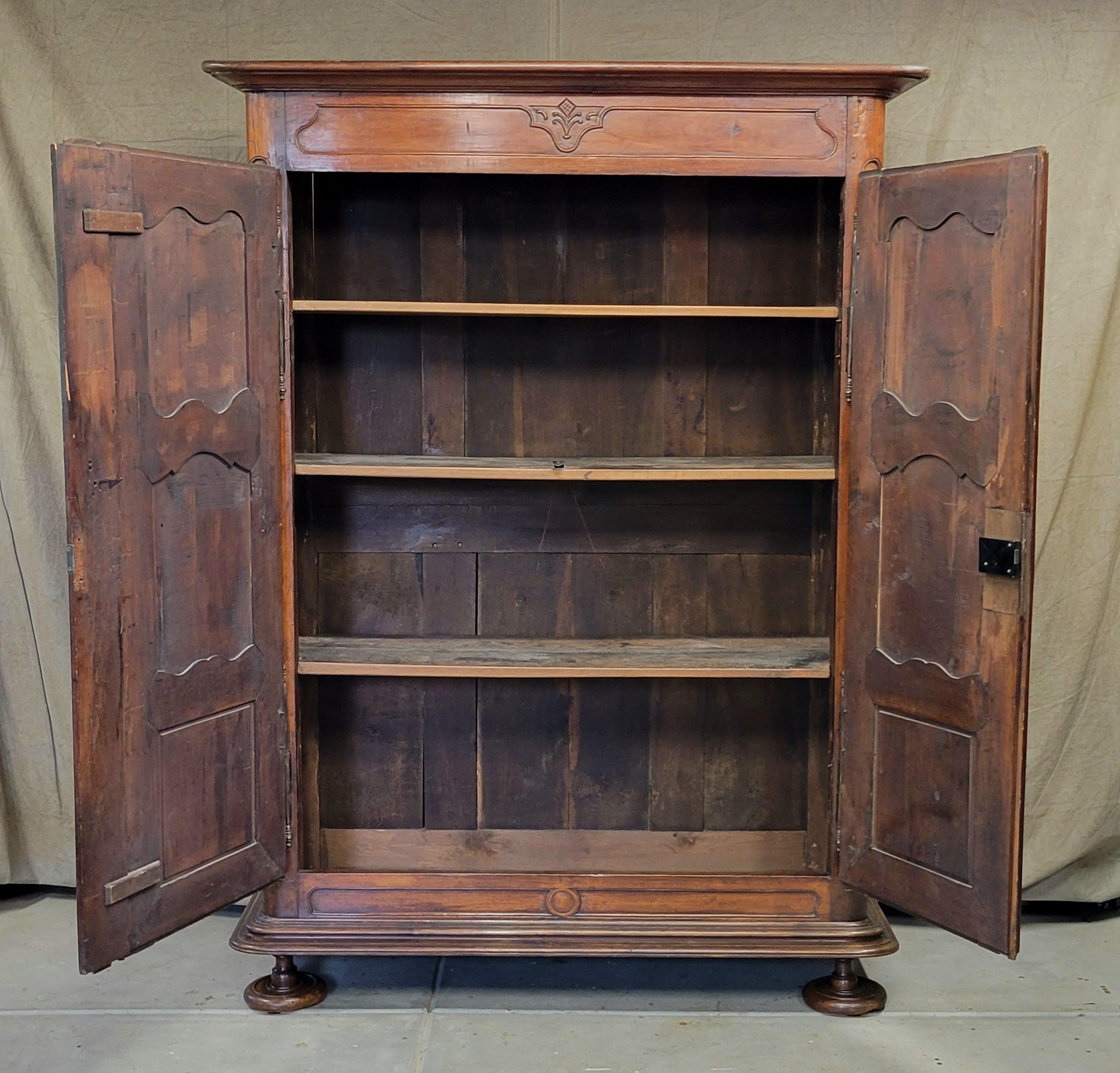 define armoire