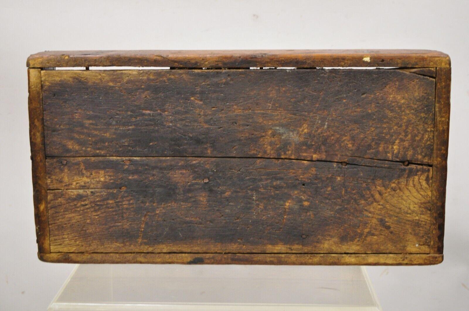 Antike französische Provence Holz Aufbewahrungsbox/Schreibtisch Organizer aus Holz (19. Jahrhundert) im Angebot