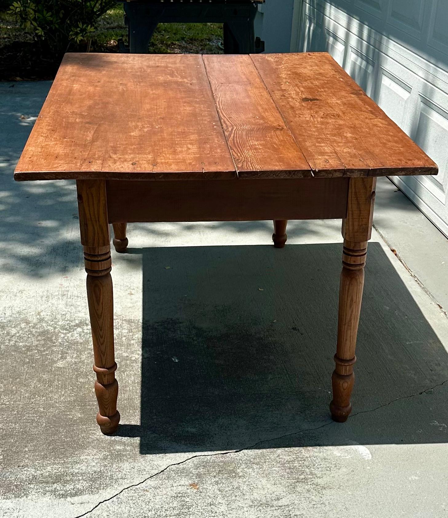Antique French Provincial Bauernhoftisch im Angebot 4