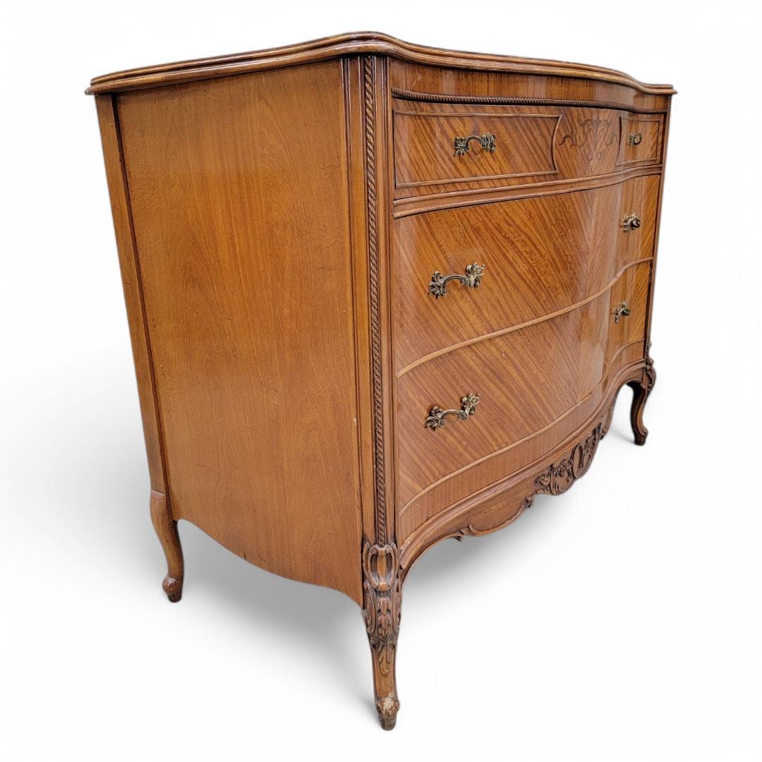 Francese Antique French Provincial French Mahogany Inlaid Marquetry Chest of Drawers in vendita