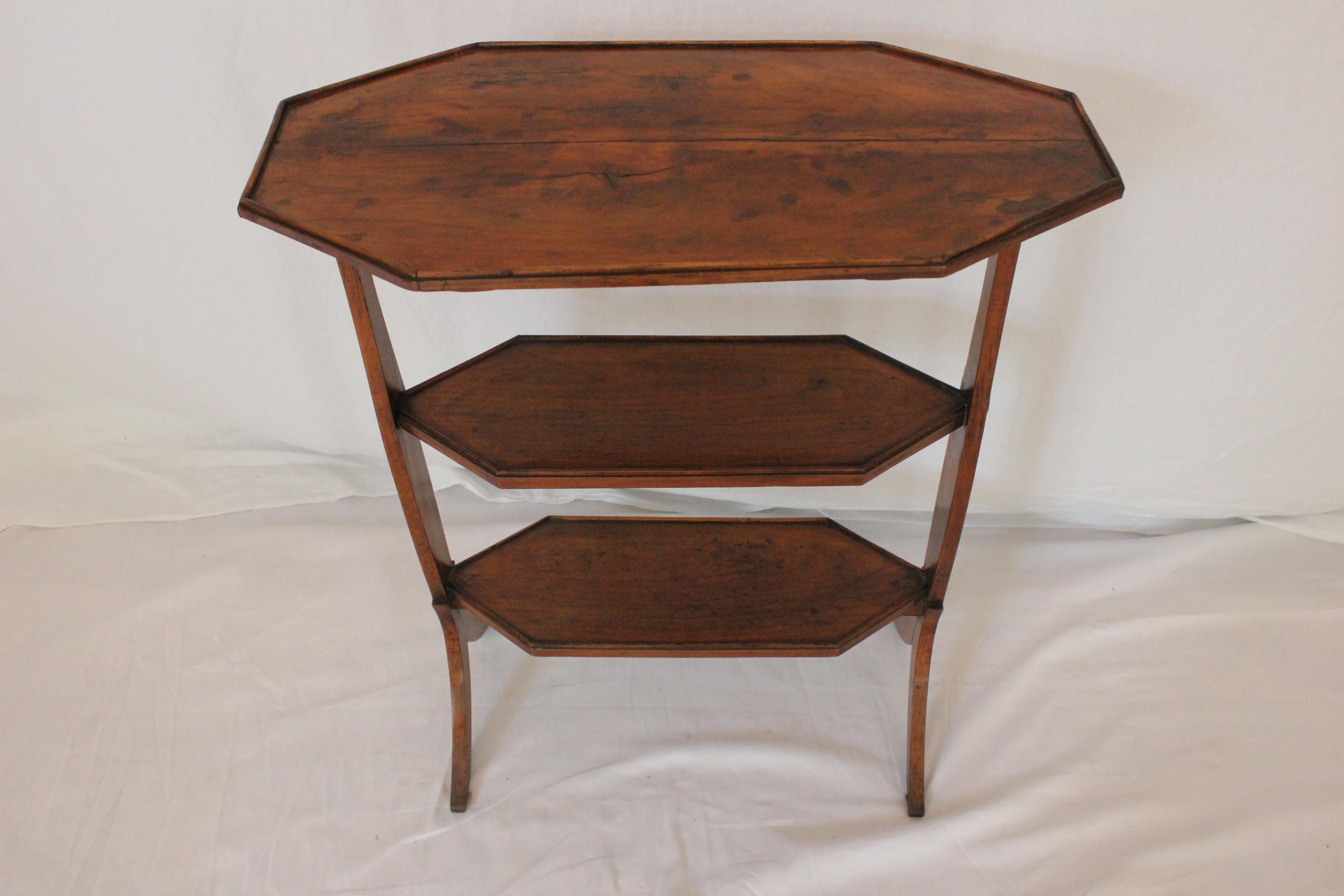 Antique French Provincial Fruitwood Side Table / Display Stand Late 18th C In Good Condition For Sale In Los Angeles, CA