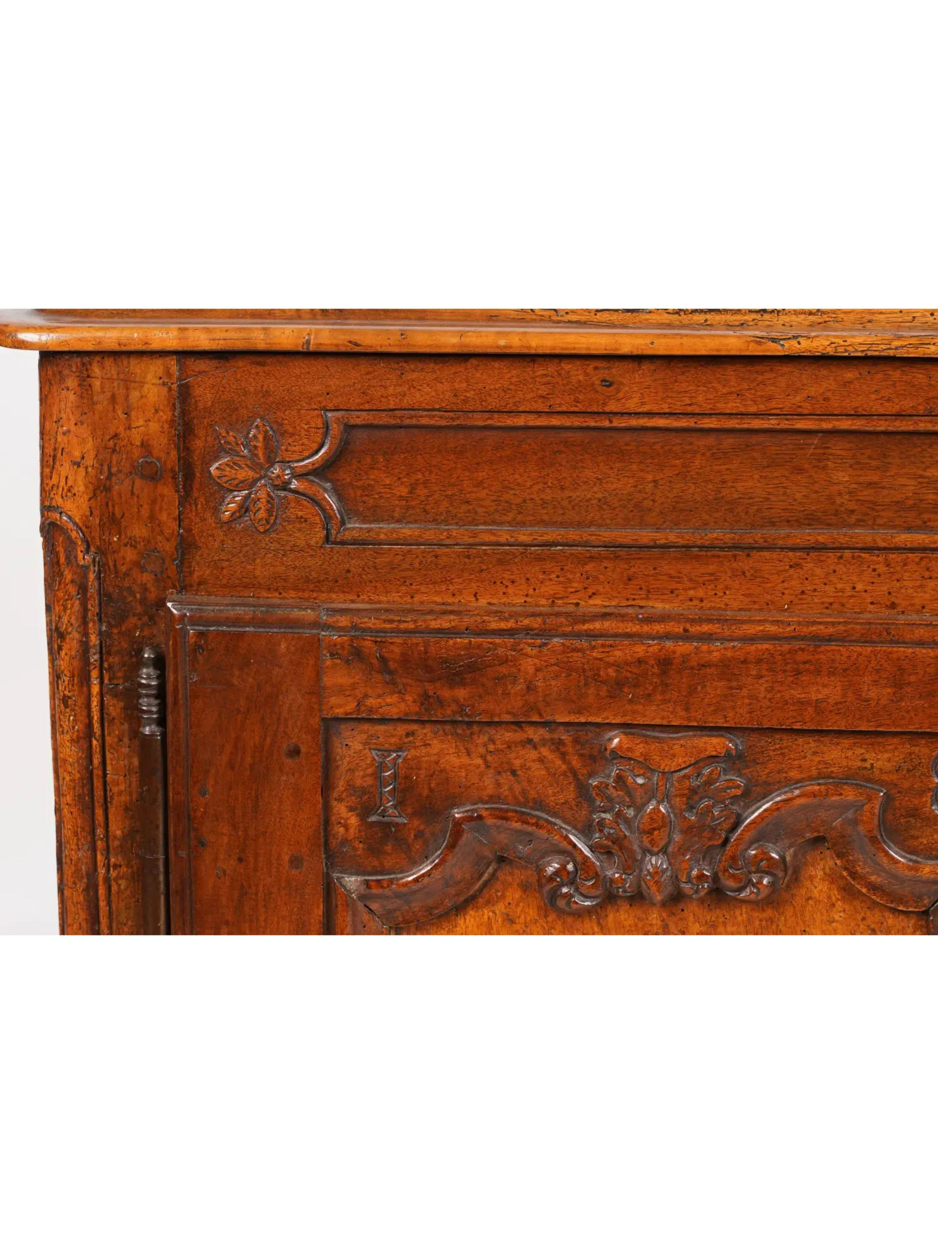 Antique French Provincial Fruitwood Sideboard Buffet, 18th Century In Good Condition In LOS ANGELES, CA