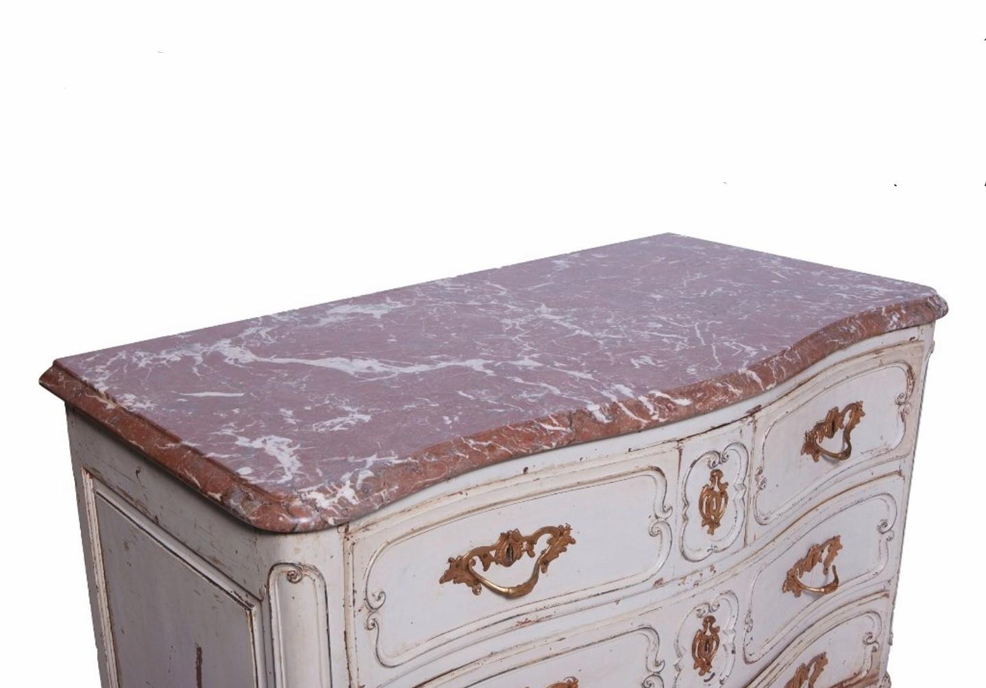 Ancienne commode provinciale française peinte de style Louis XV Bon état - En vente à Forney, TX