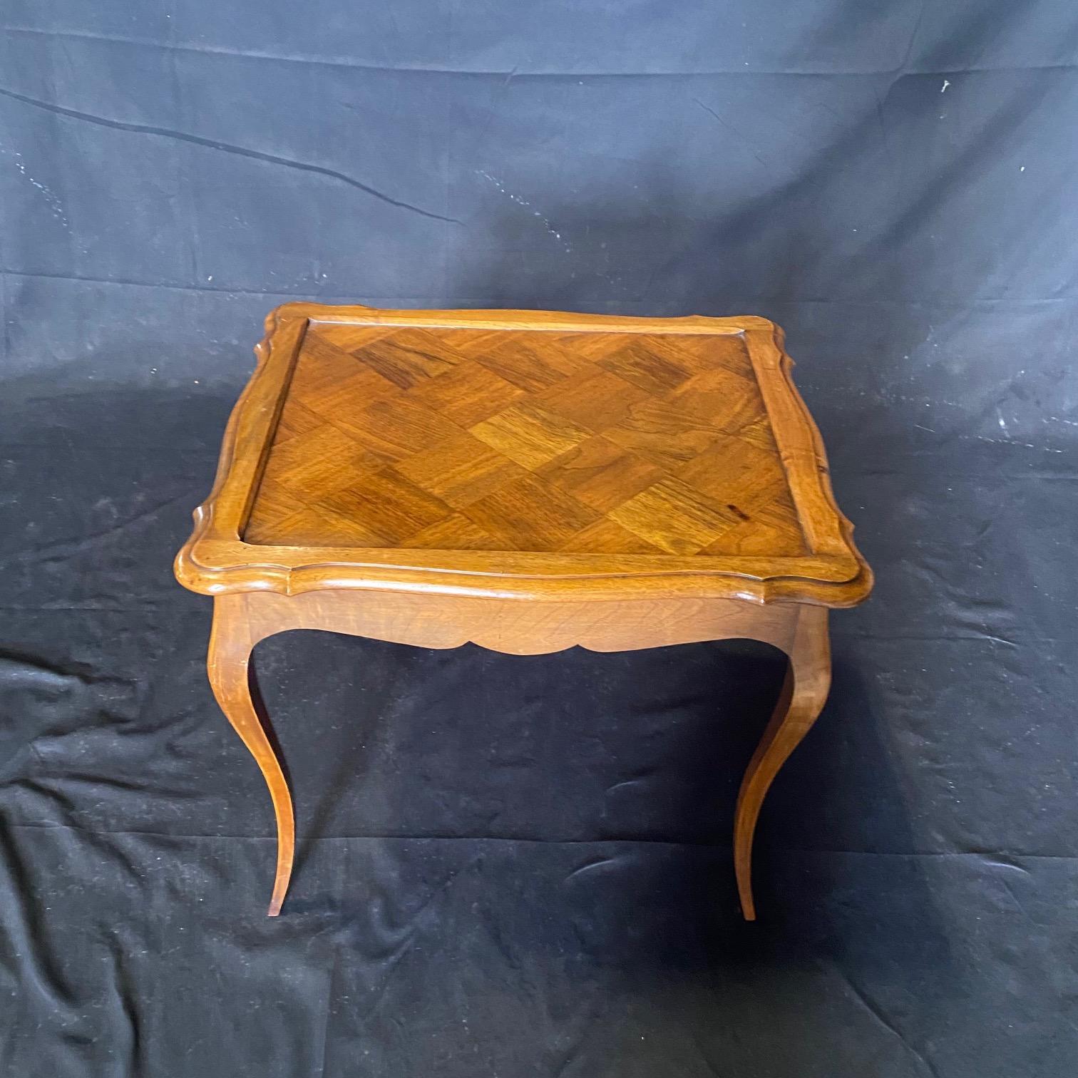Parquetry Antique French Provincial Louis XV Walnut Side Table with Rimmed Parquet Top For Sale