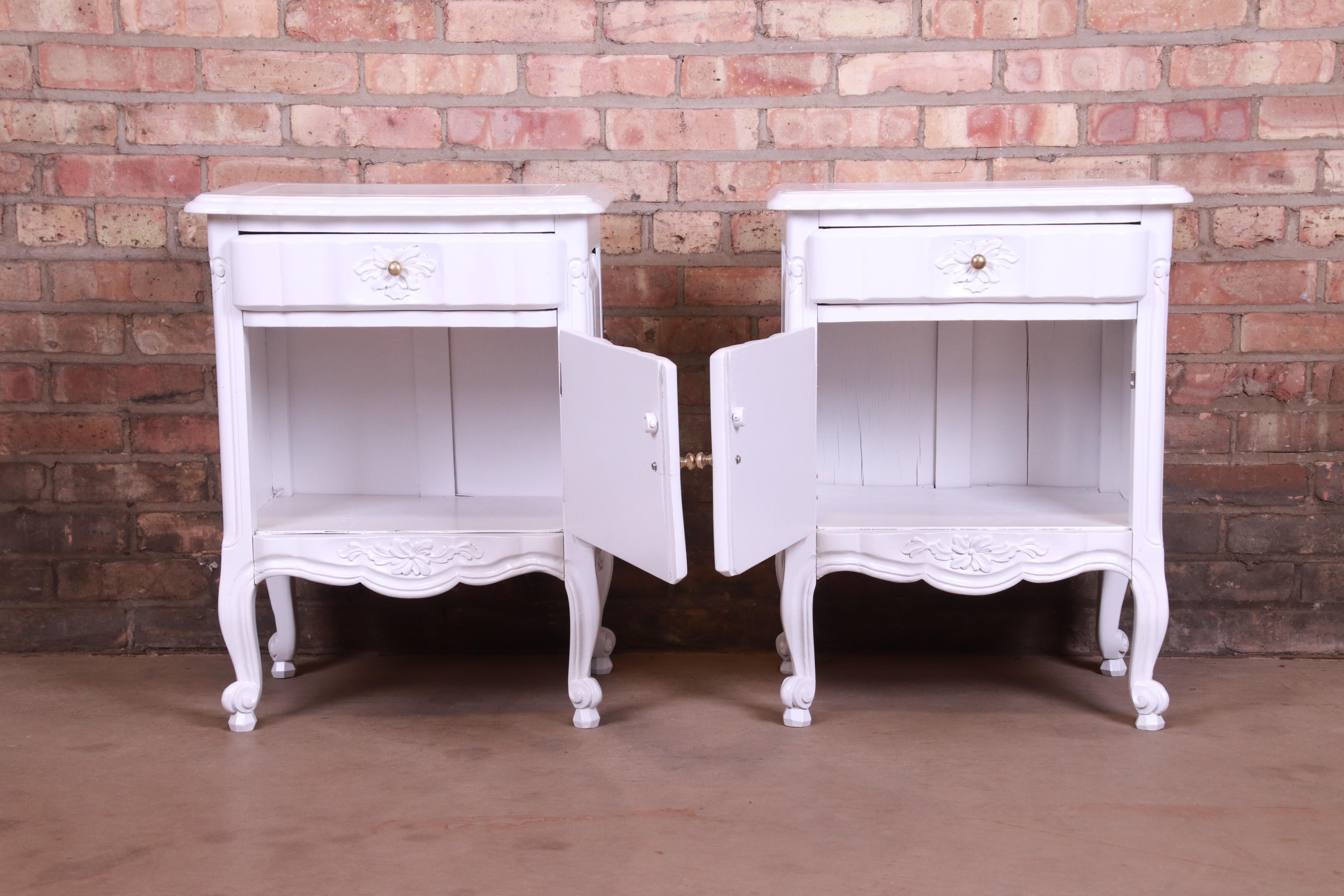 Antique French Provincial Louis XV White Lacquered Nightstands, Newly Refinished 5