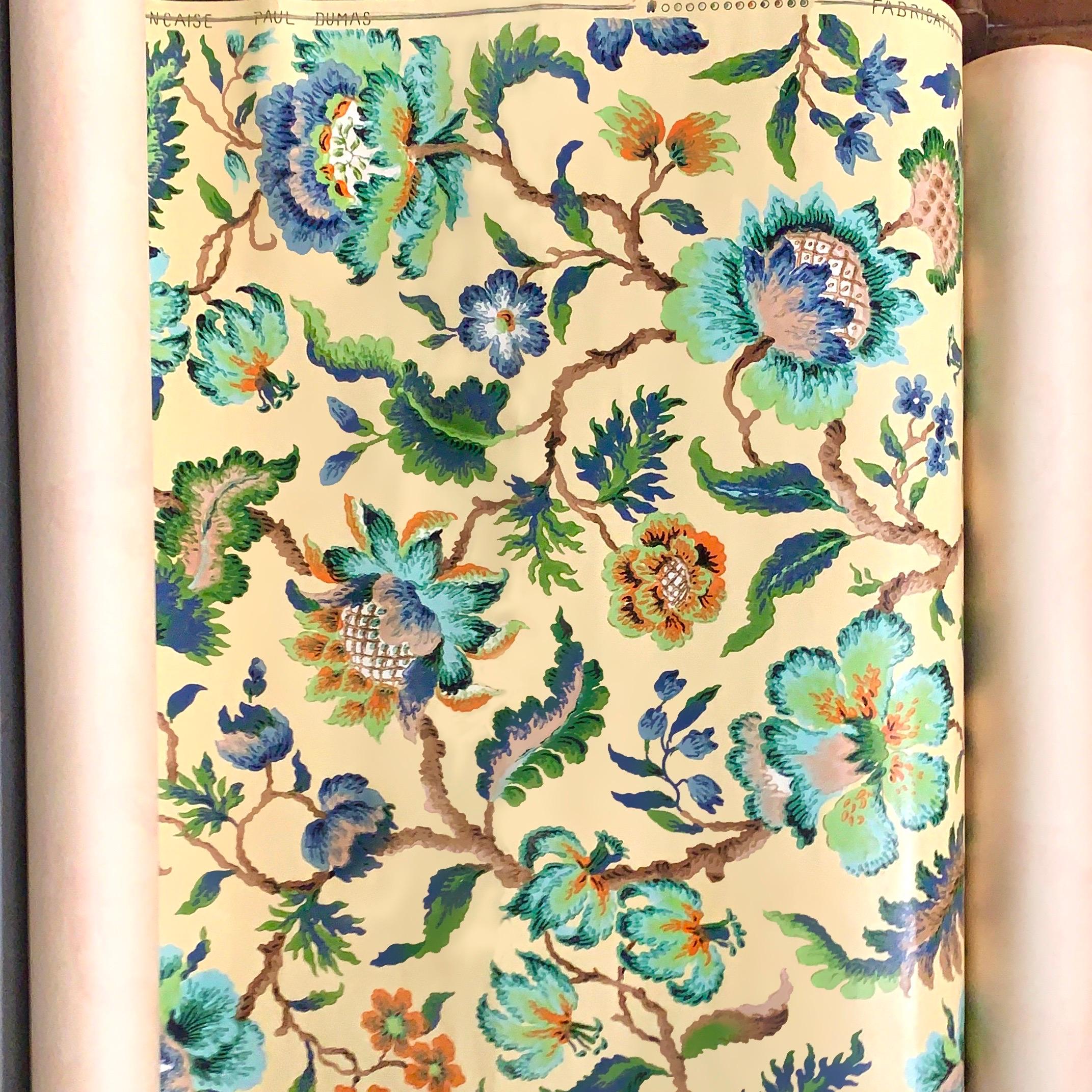 Antique French provincial Paul Dumas floral hand printed wallpaper, blue and cream, Jacobean  Deco pattern, circa 1920. Exceedingly rare. Over 10 continuous yards. 12-color print. This is an original Paul Dumas design and production. It is not a