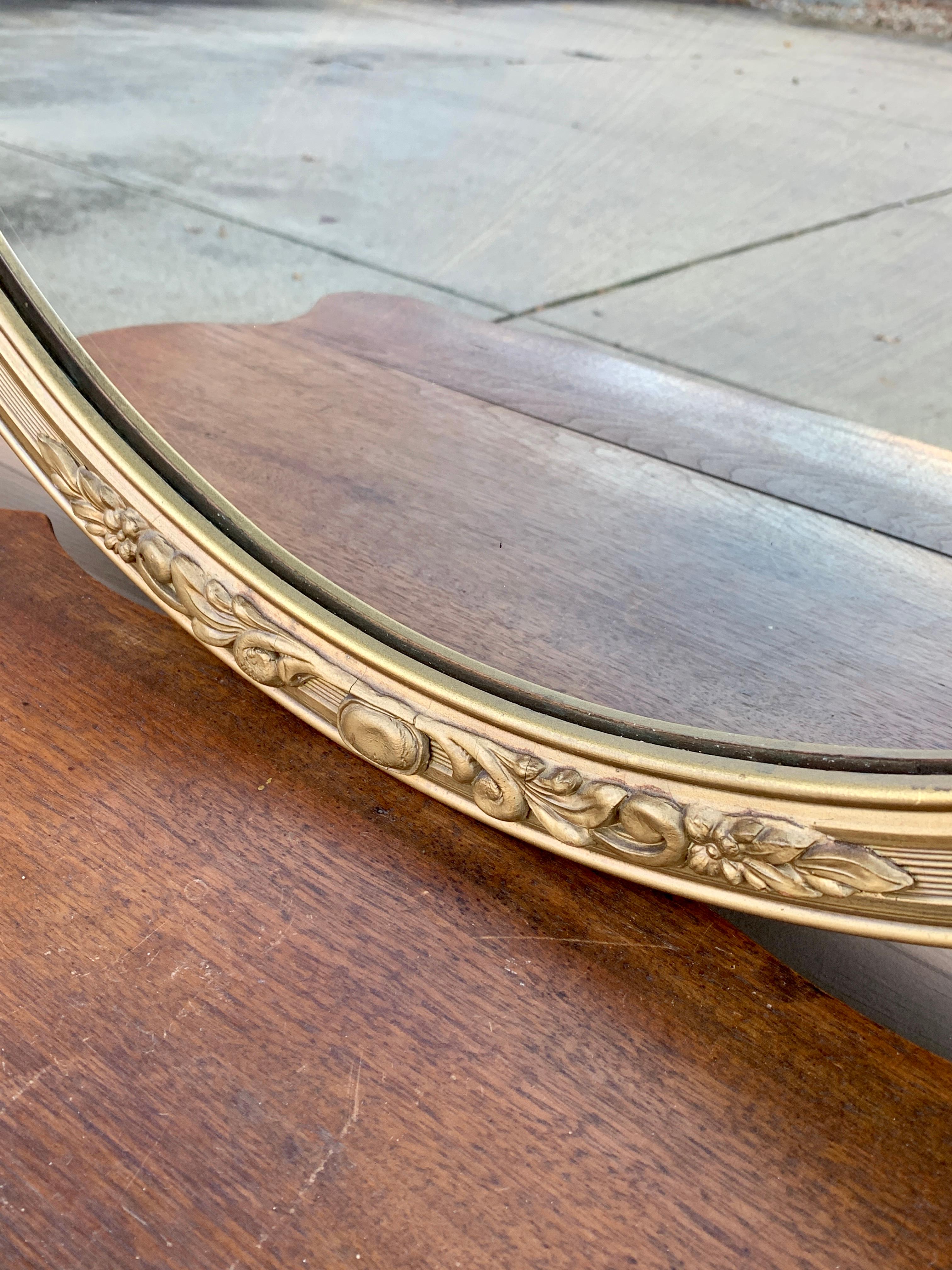 Early 20th Century Antique French Provincial Round Giltwood Mirror, Circa 1920s For Sale