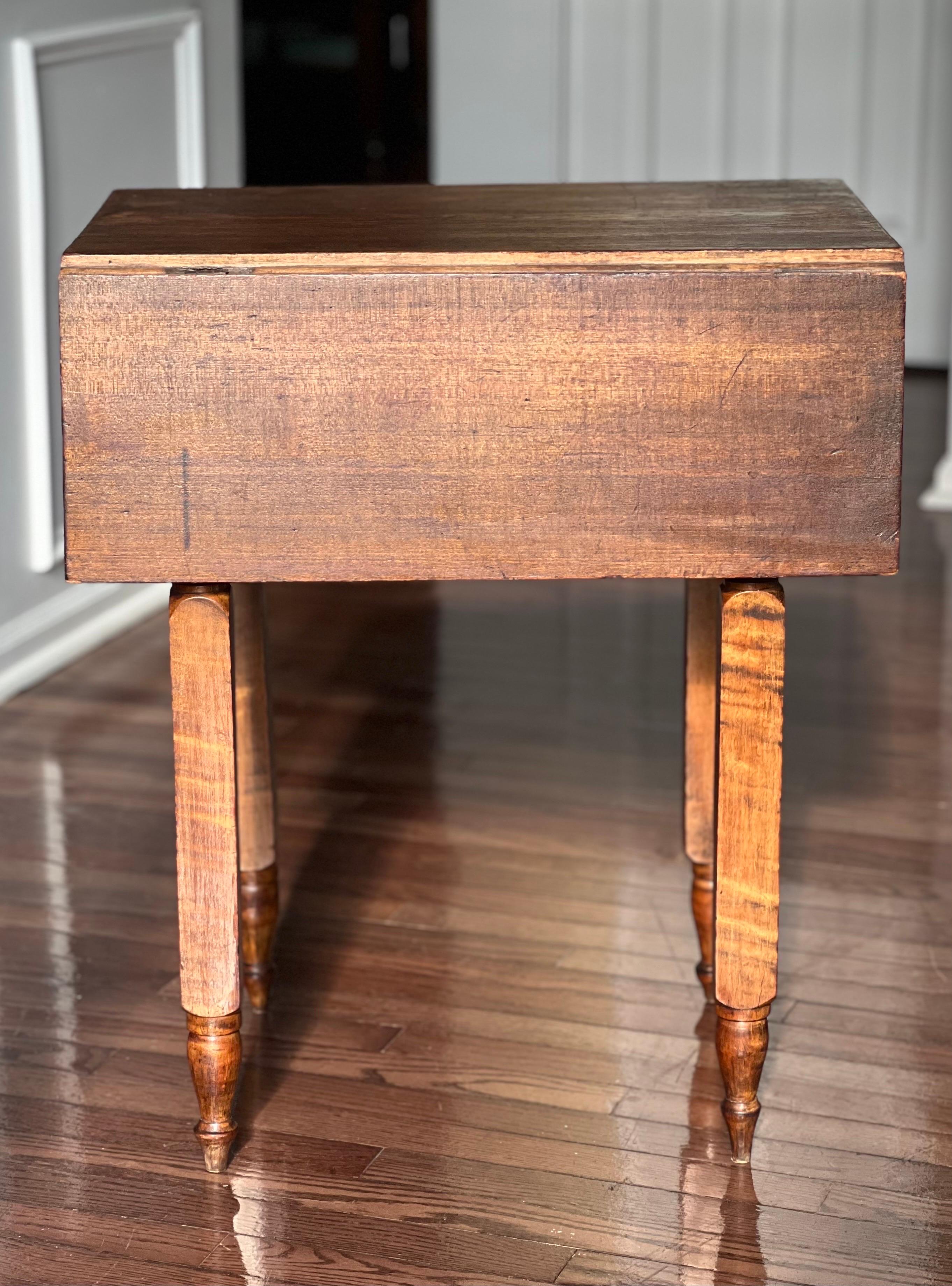 19th Century Antique French Provincial Rustic Walnut Drop-Leaf Farmhouse Table For Sale