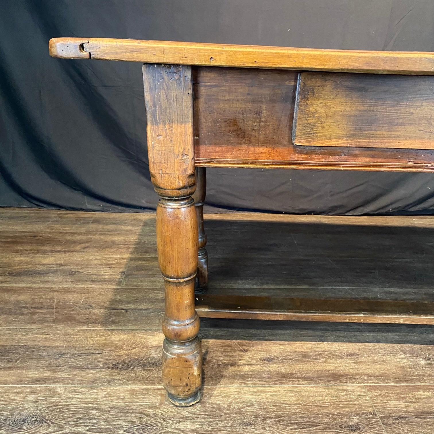 Noce Antique French Provincial Side Table, Console or Sofa Table in vendita