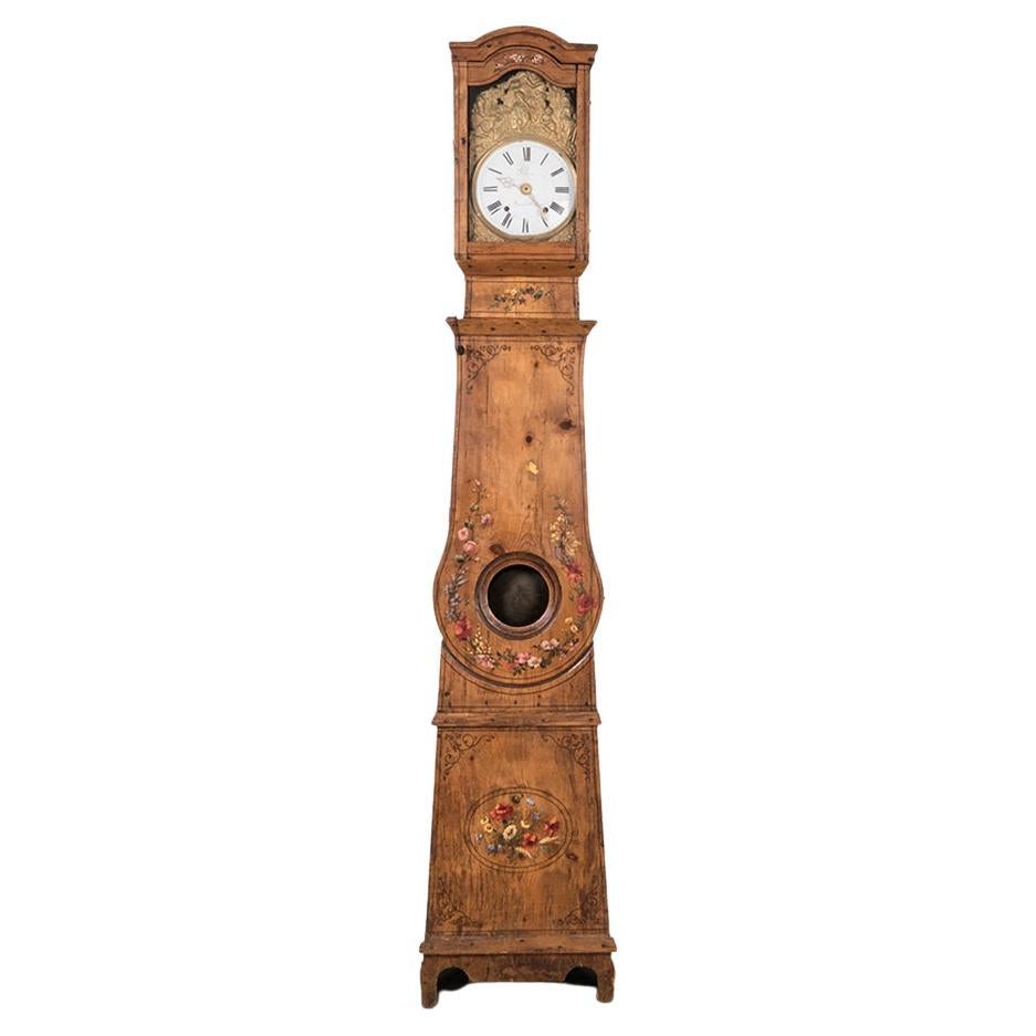 Horloge provinciale française ancienne dans un boîtier peint, vers 1870