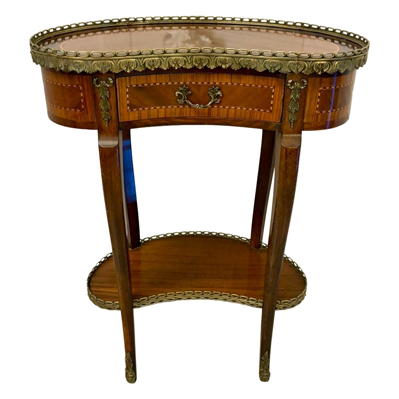Mesa Auxiliar / de Lámpara Estilo Luis XV de Calidad Antique French
