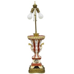 Lámpara de sobremesa antigua de porcelana roja francesa Style Paris en forma de urna de SGK China, Japón