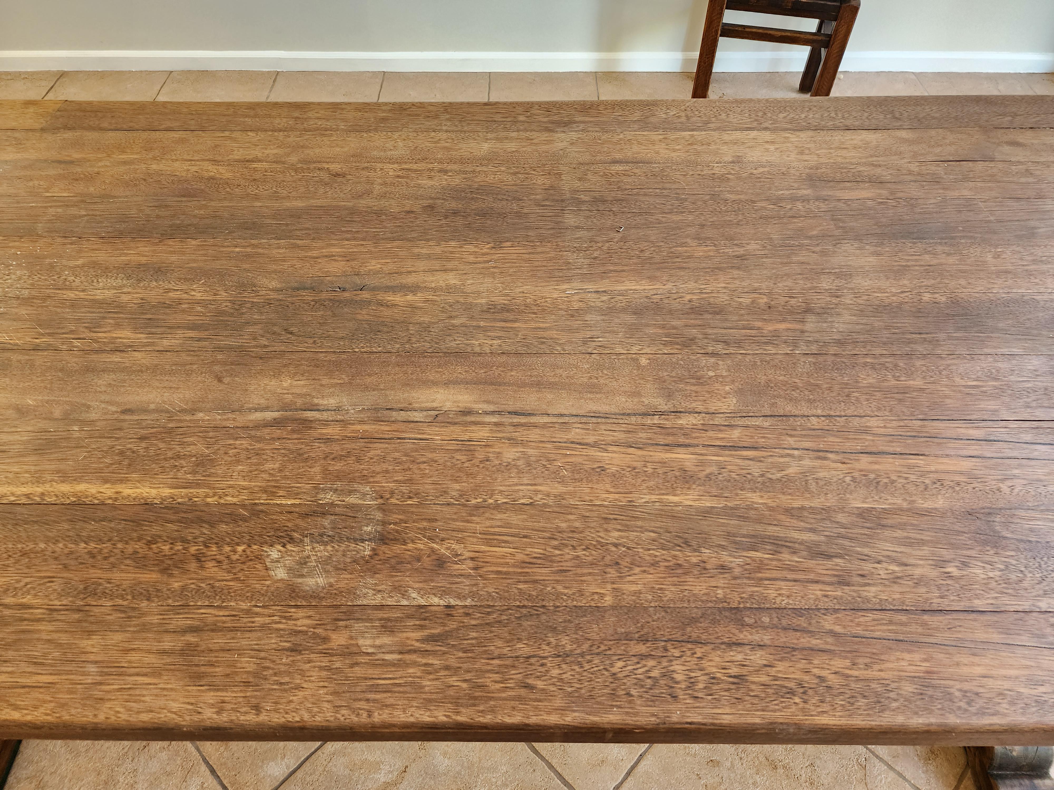Ancienne table à manger de réfectoire française de 16 pieds en vente 6
