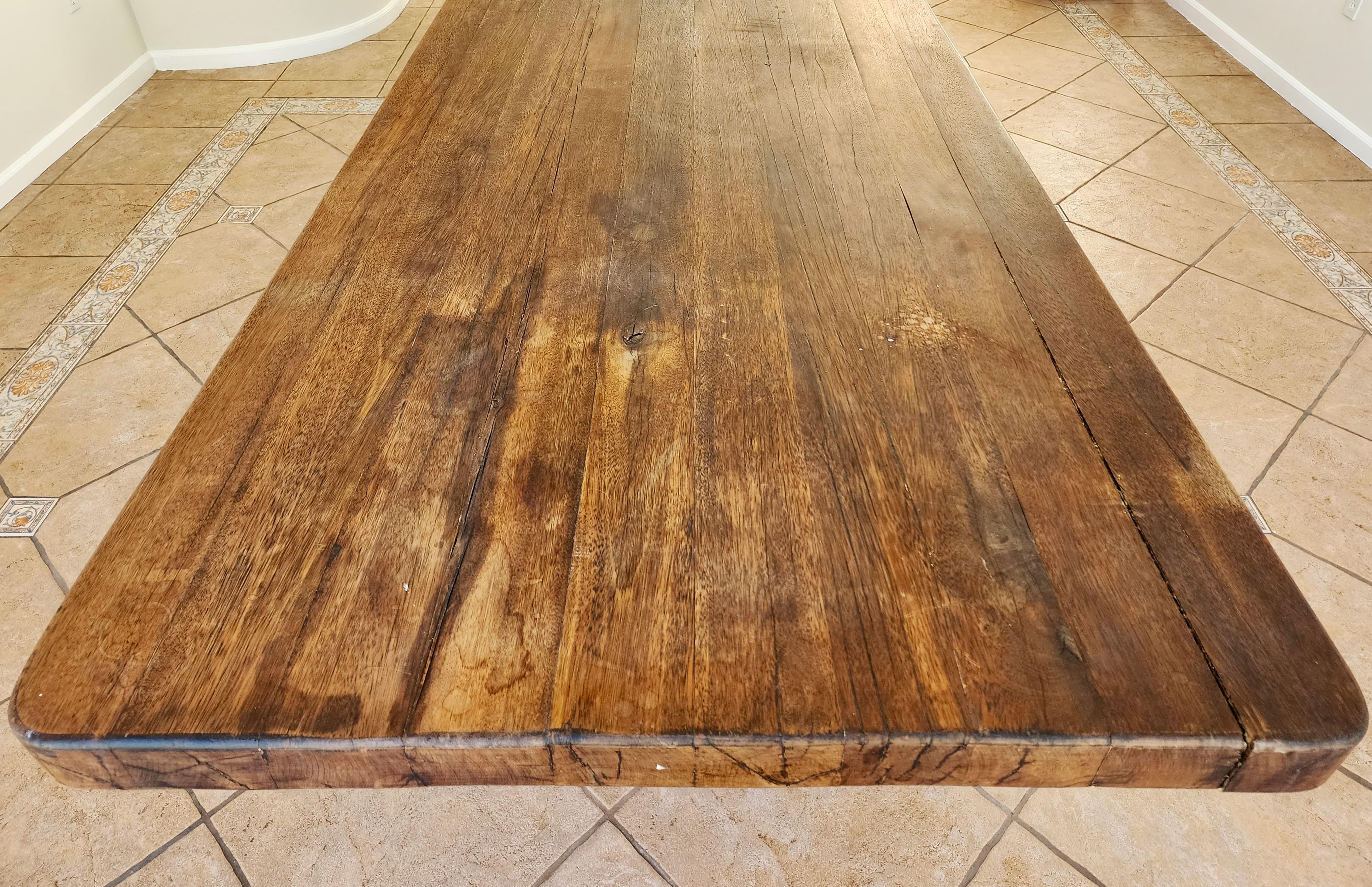 Ancienne table à manger de réfectoire française de 16 pieds en vente 8