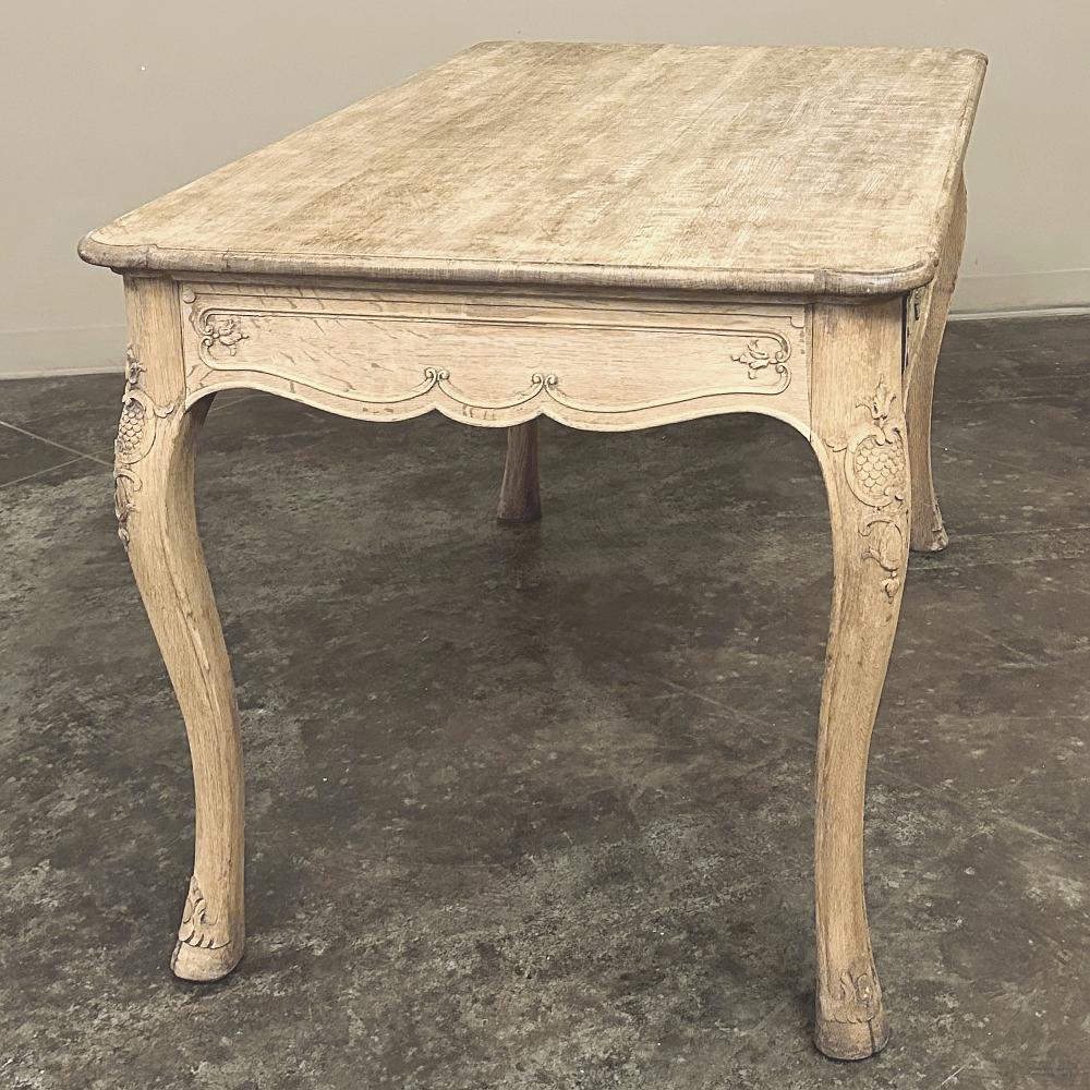 Antique French Regence Stripped Oak Desk ~ Writing Table In Good Condition For Sale In Dallas, TX