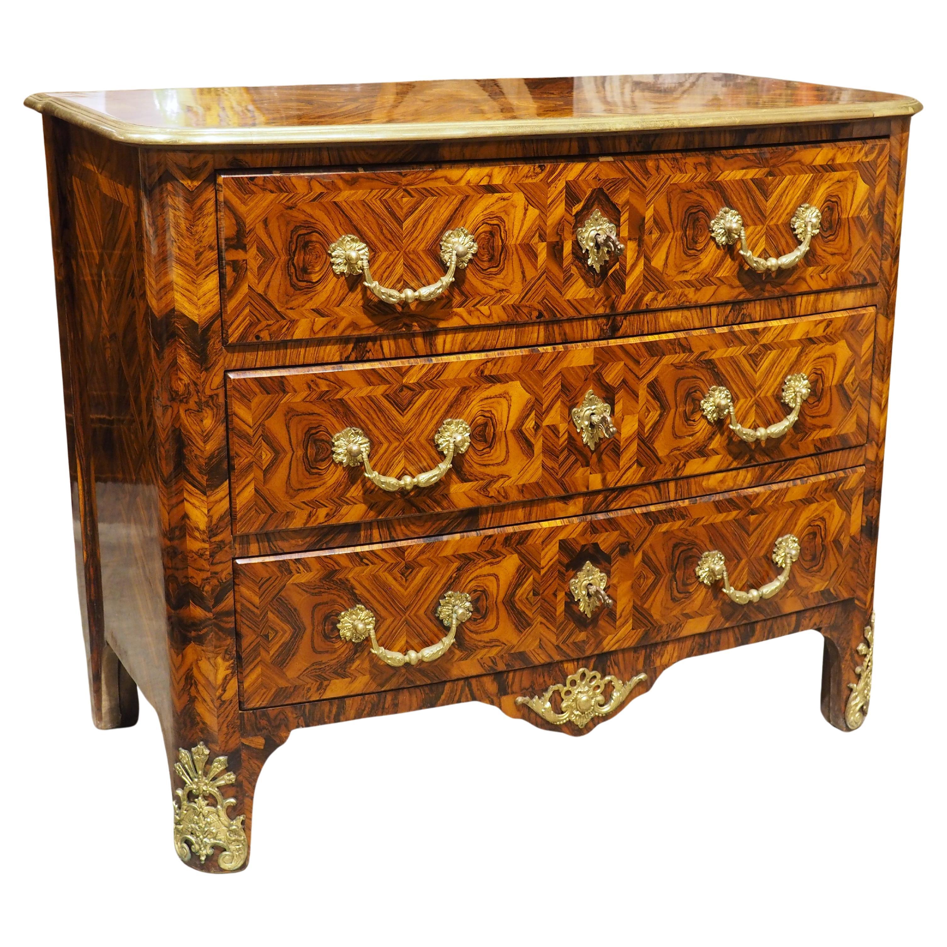 Antique French Regence Style Parquetry Commode, inizio XX secolo