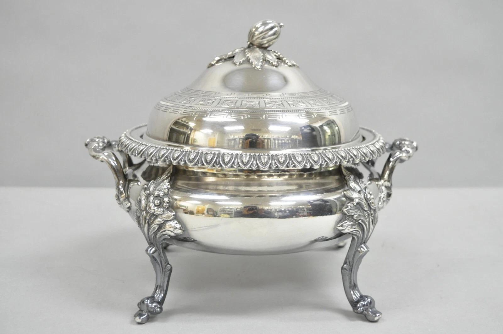 Soupière ancienne de style Régence française baroque à fleurs repoussées en métal argenté en vente 4