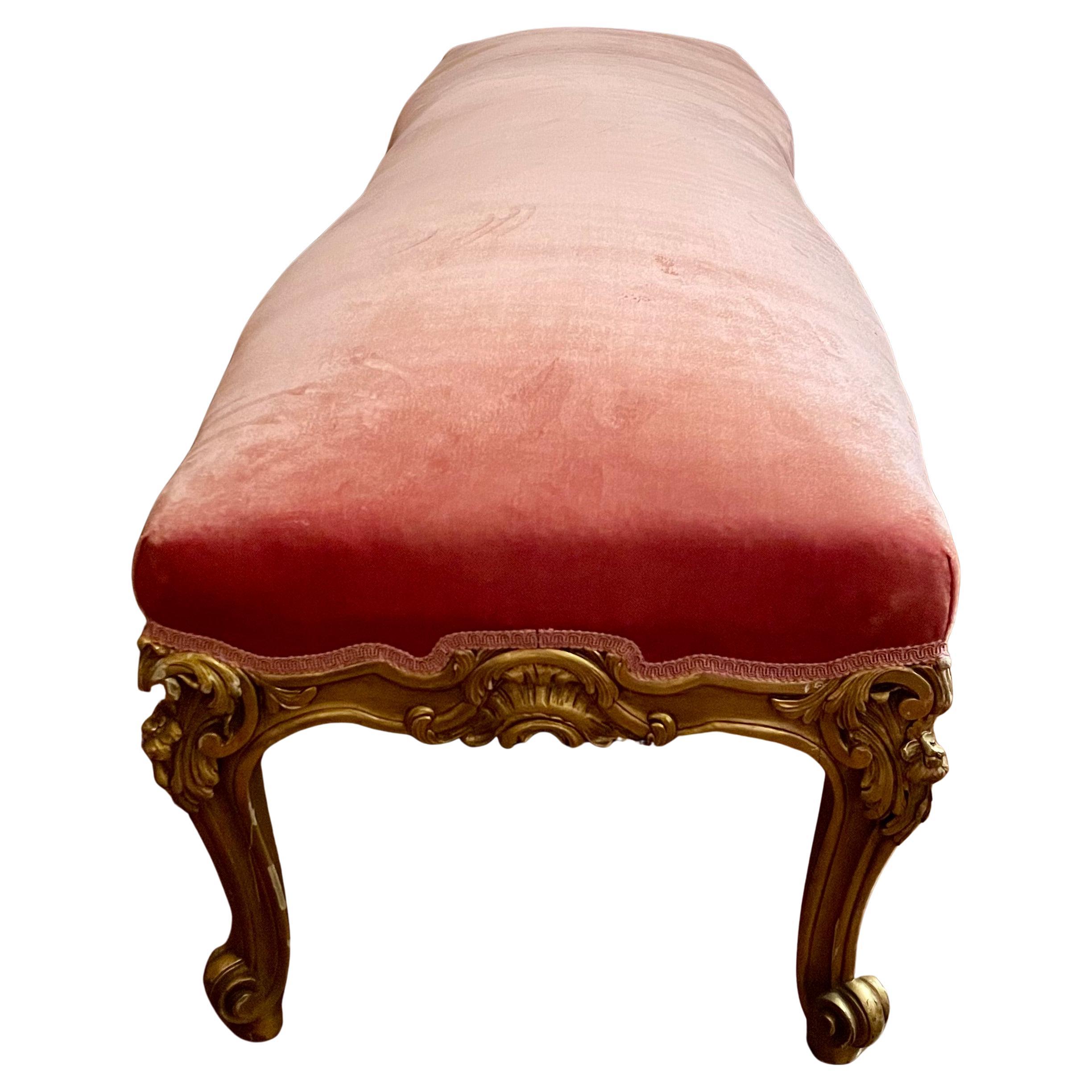 Ancienne banquette ou banc de style Régence française en bois sculpté avec feuilles d'or, vers 1880 Bon état - En vente à New Orleans, LA