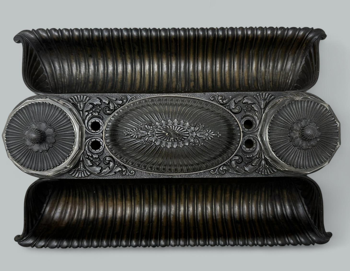 Antique French Regency Grand Tour Bronze Crystal Desk Set Inkstand Encrier 19Ct In Good Condition For Sale In Dublin, Ireland