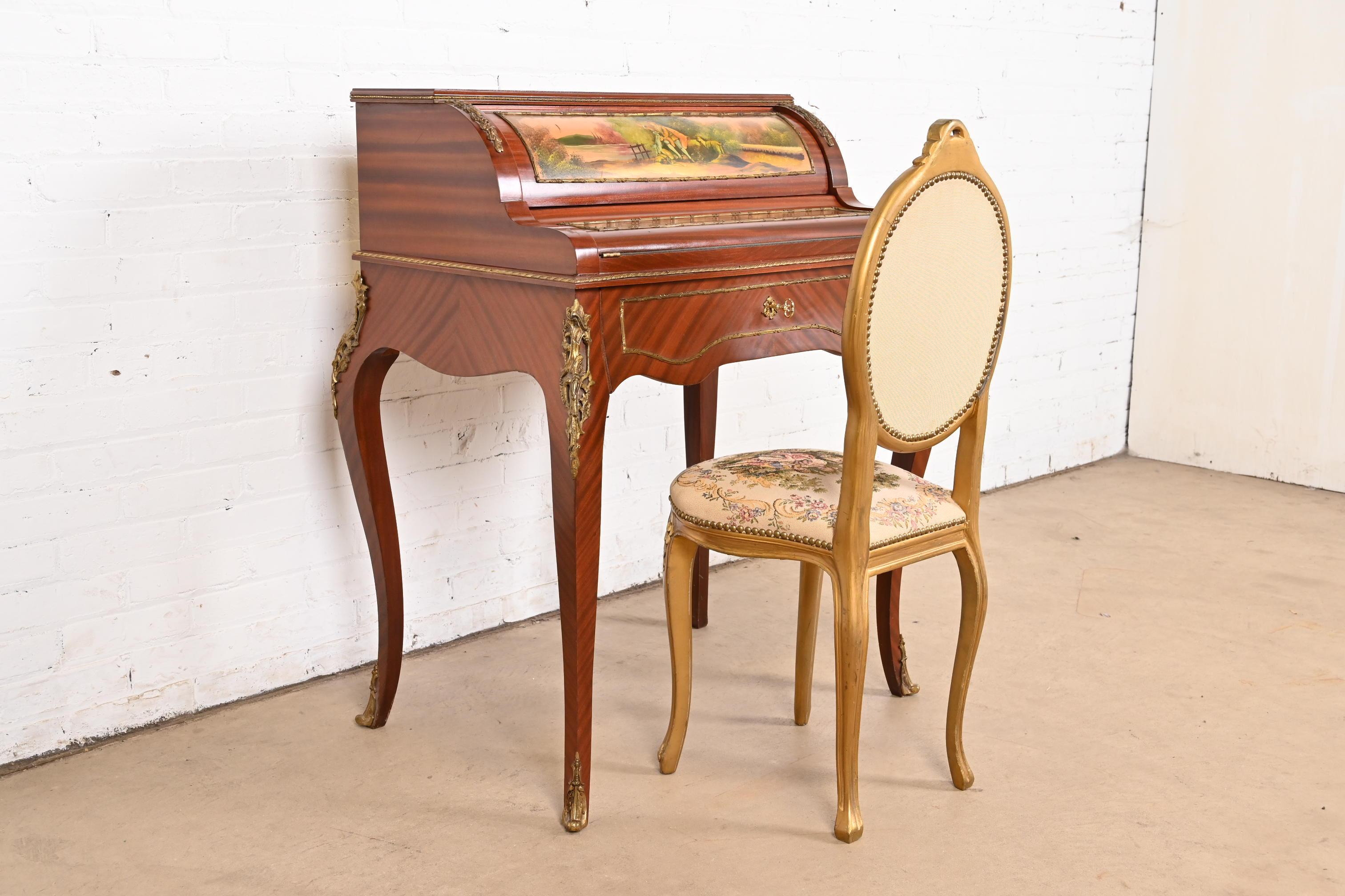 Antiker französischer Regency Louis XV Damen-Schreibtisch und vergoldeter Schreibtischstuhl im Regency-Stil (Französisch) im Angebot