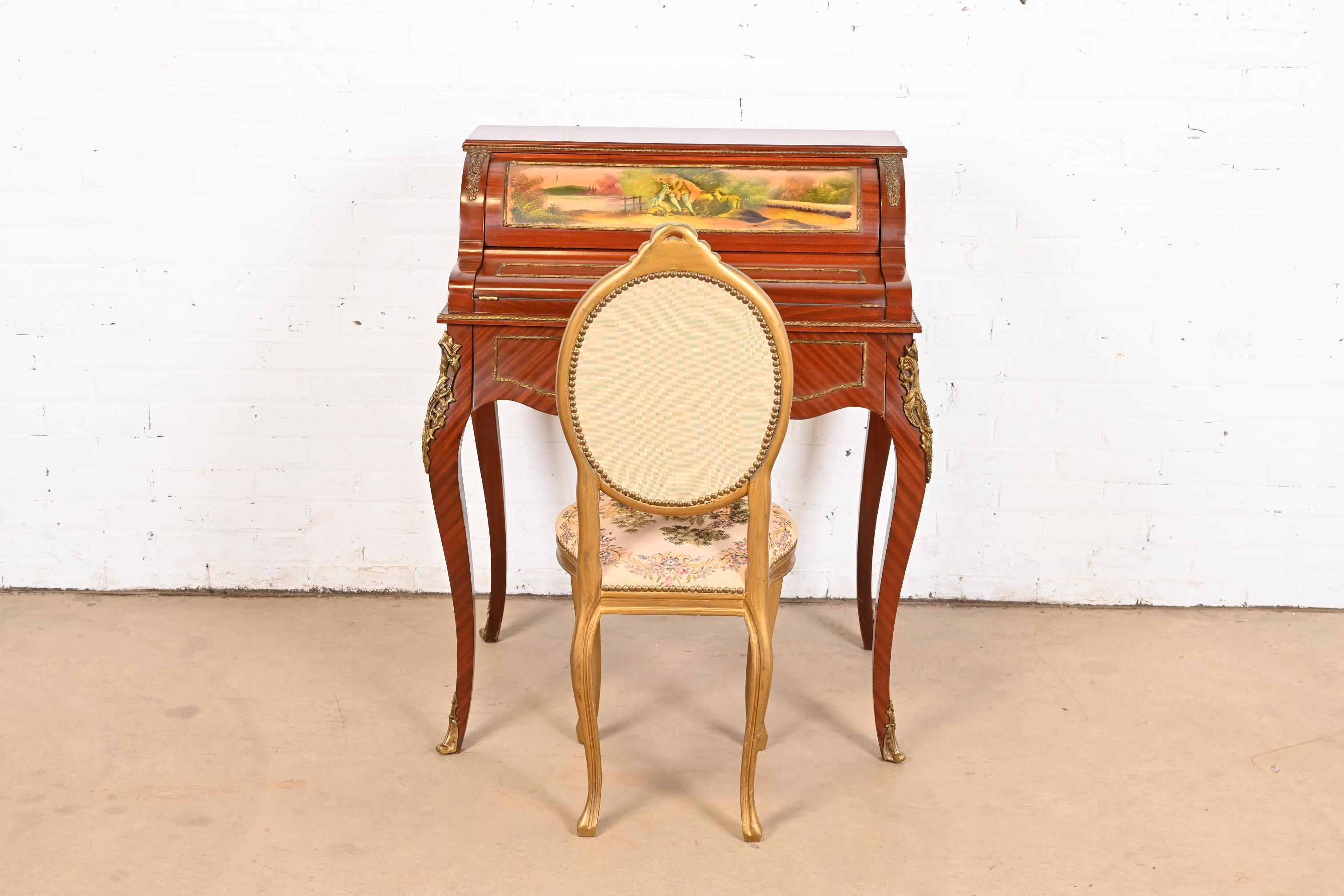 Antiker französischer Regency Louis XV Damen-Schreibtisch und vergoldeter Schreibtischstuhl im Regency-Stil (Messing) im Angebot