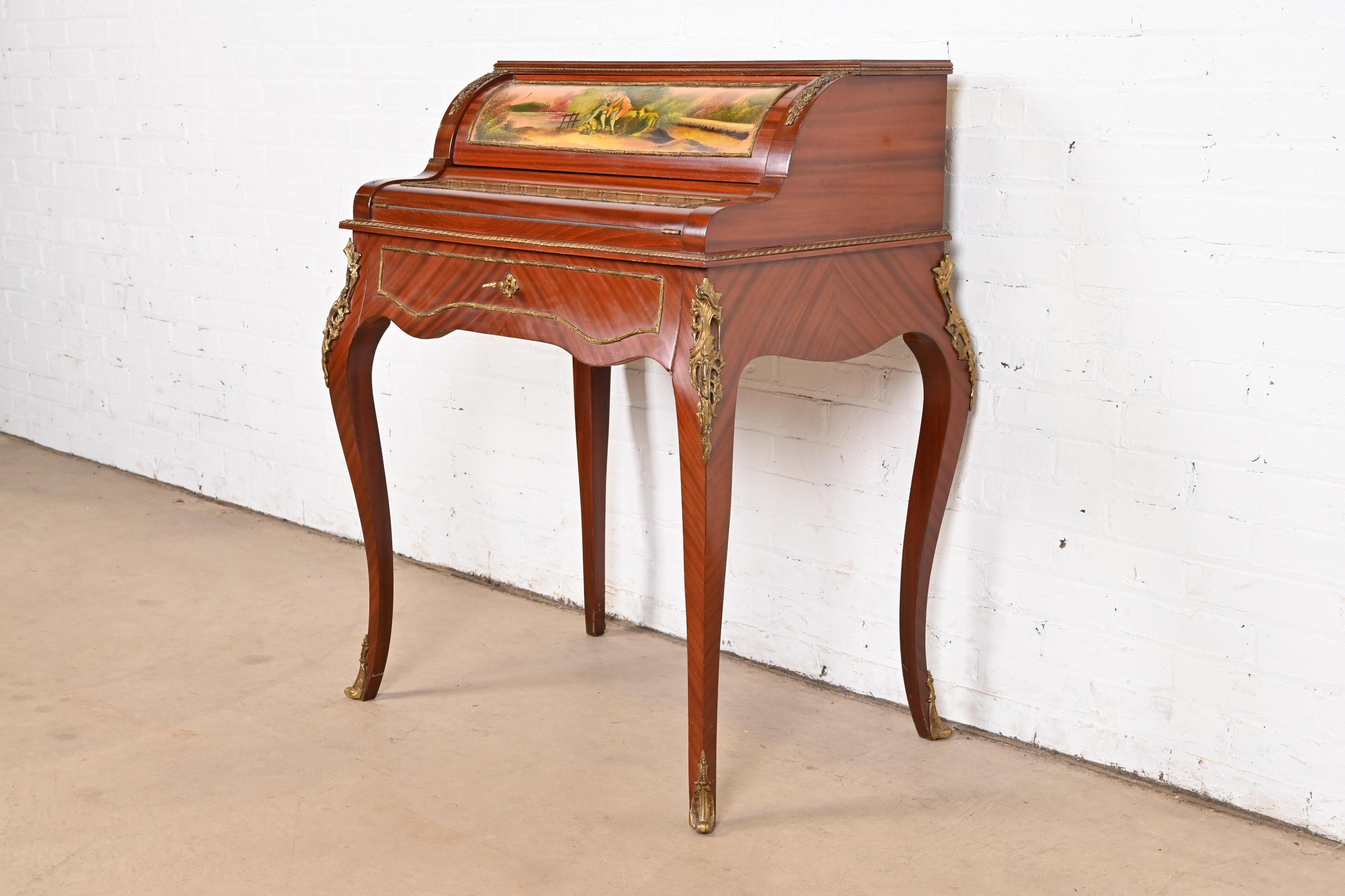 Antiker französischer Regency Louis XV Damen-Schreibtisch und vergoldeter Schreibtischstuhl im Regency-Stil im Angebot 1
