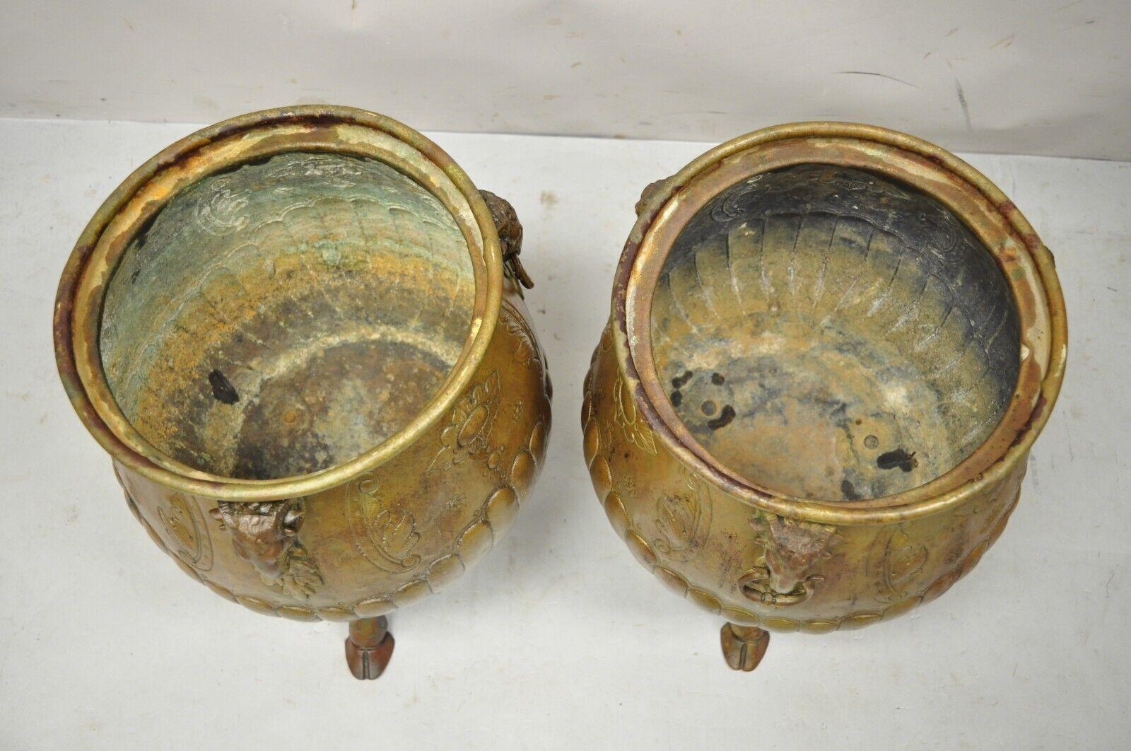 Antique French Regency Neoclassical Rams Head Copper Planter Pot - a Pair In Good Condition For Sale In Philadelphia, PA