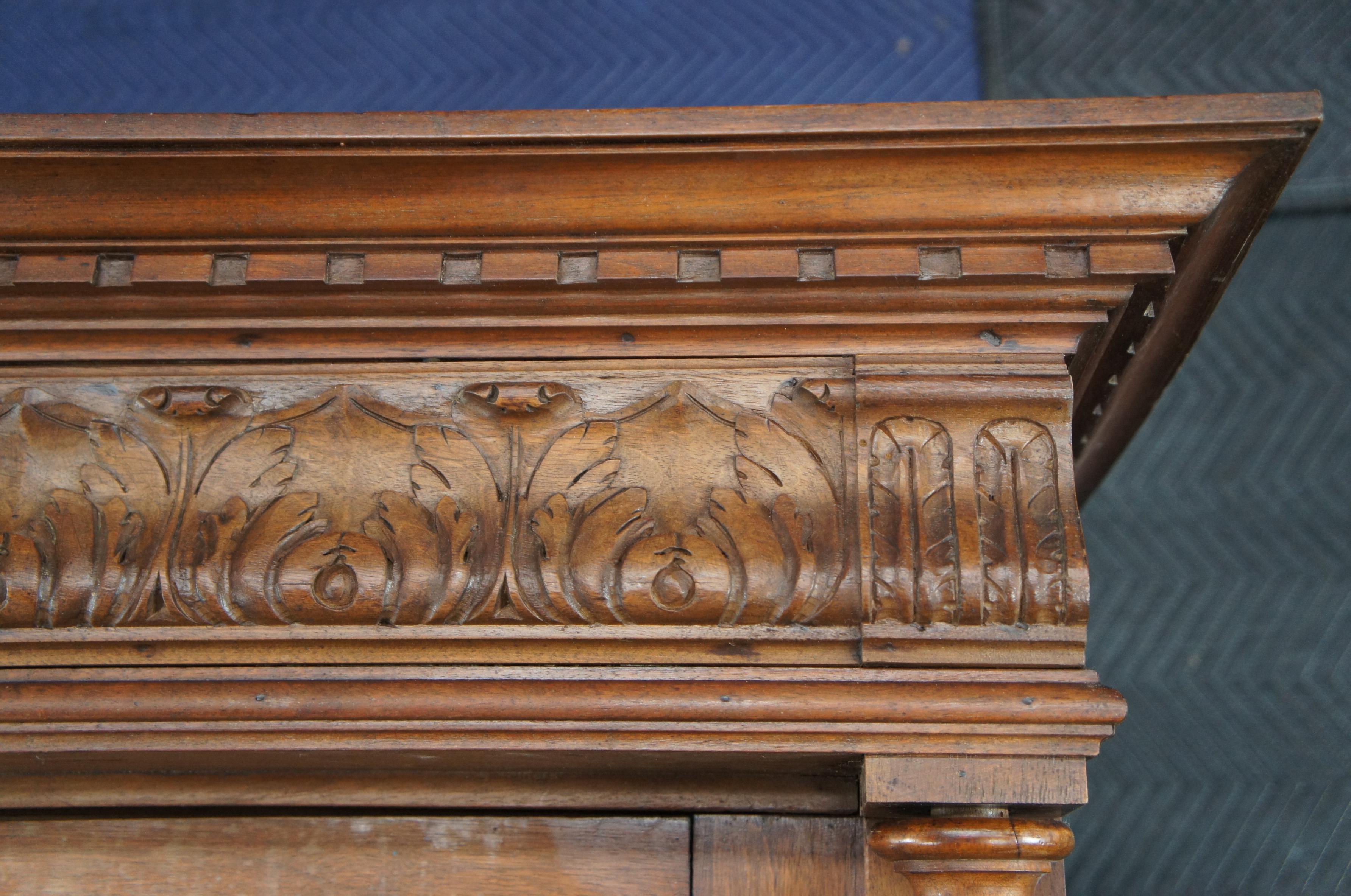 Antiker französischer Renaissance-Schrank aus Leinen, Bibliotheksregal, Bücherregal, Chinaschrank im Zustand „Gut“ im Angebot in Dayton, OH
