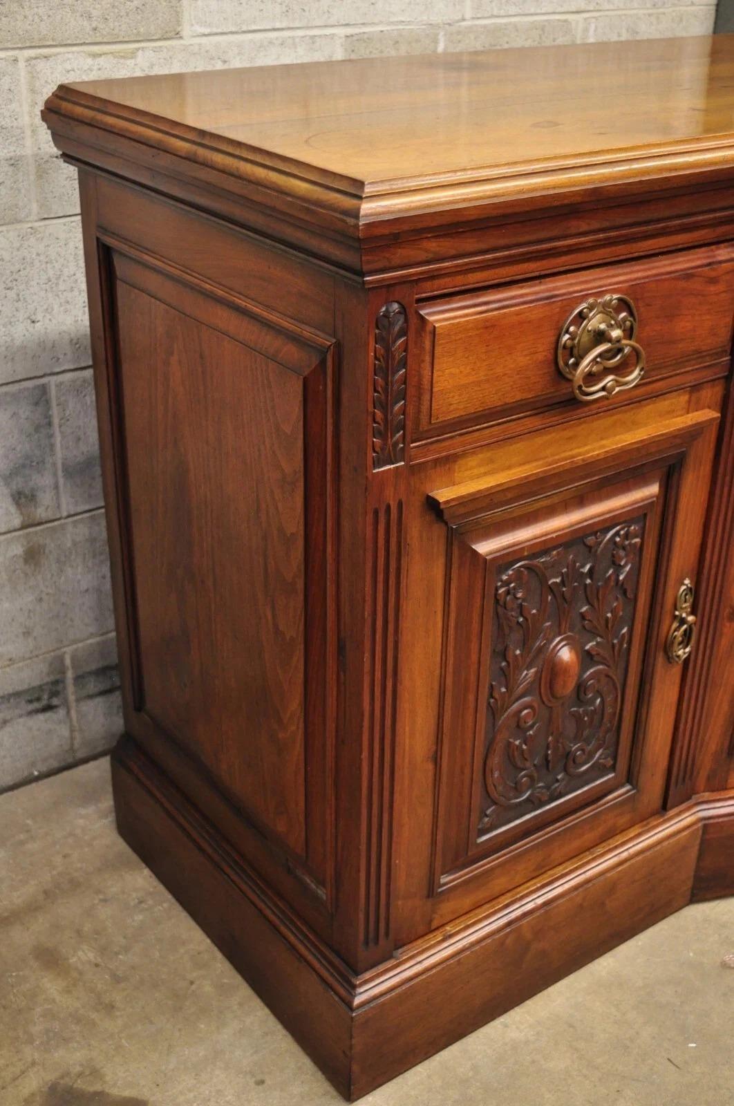 20th Century Antique French Renaissance Art Nouveau Mahogany Bowed Front Buffet Sideboard For Sale